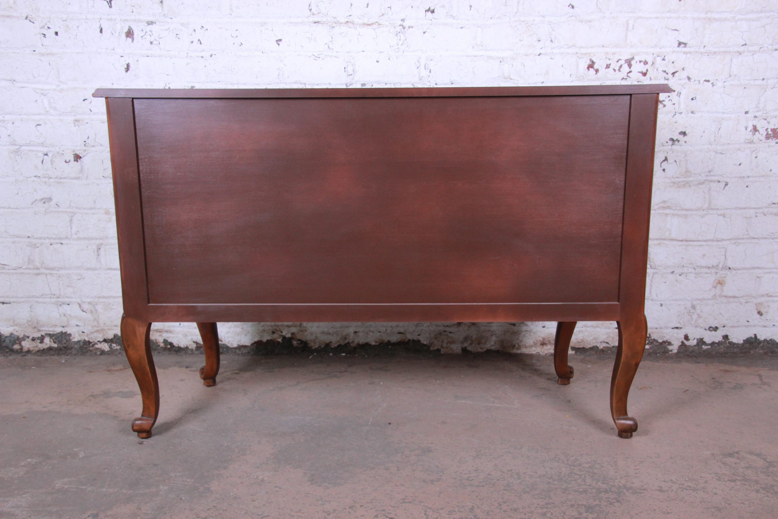 Baker Furniture French Louis XV Style Sideboard Server or Commode - Image 11