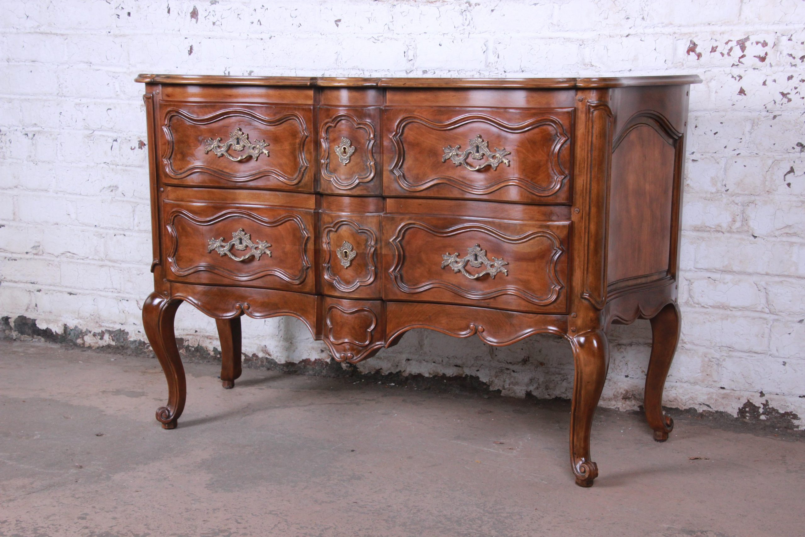 Baker Furniture French Louis XV Style Sideboard Server or Commode - Image 2