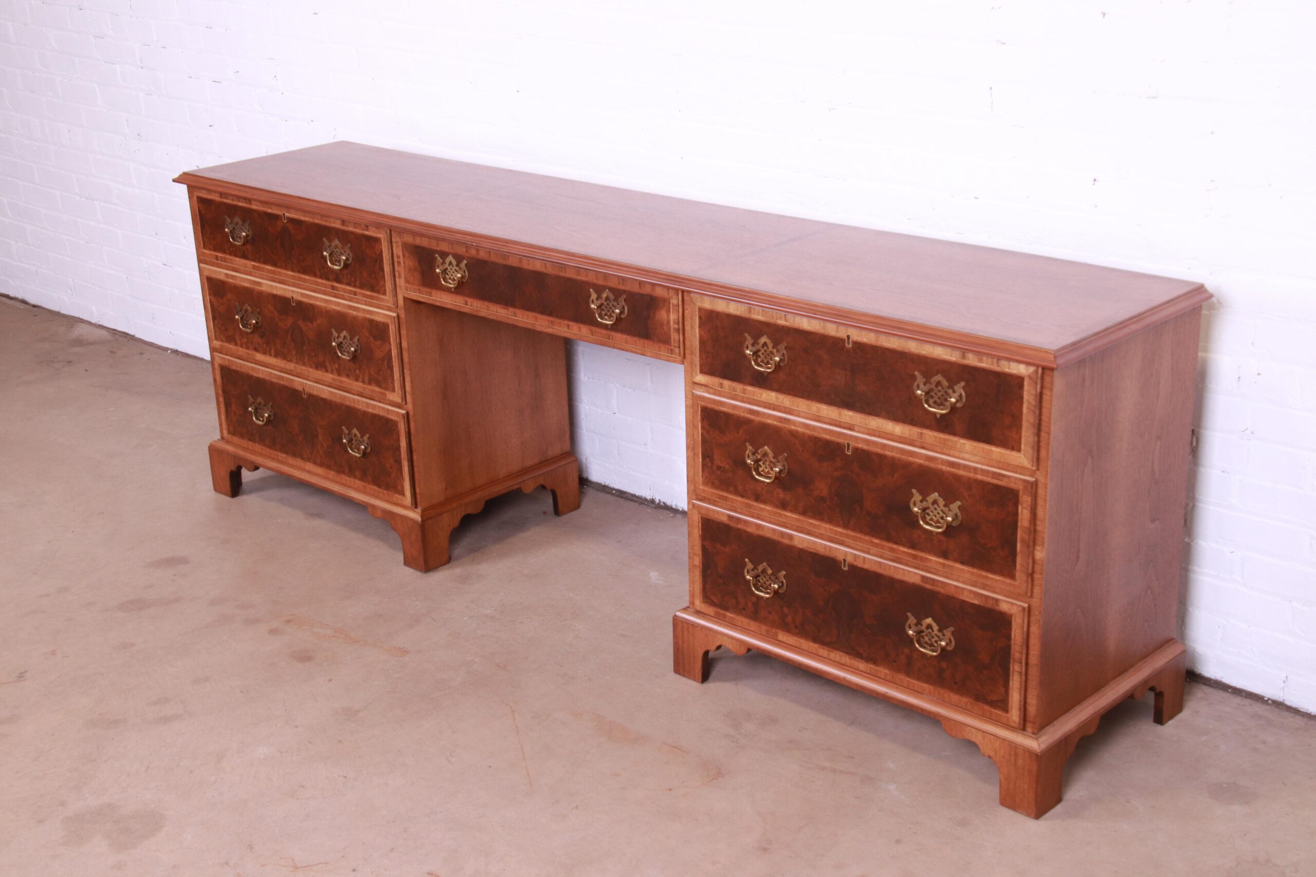 Baker Furniture Georgian Burled Walnut Executive Credenza Desk, Newly Refinished - Image 4