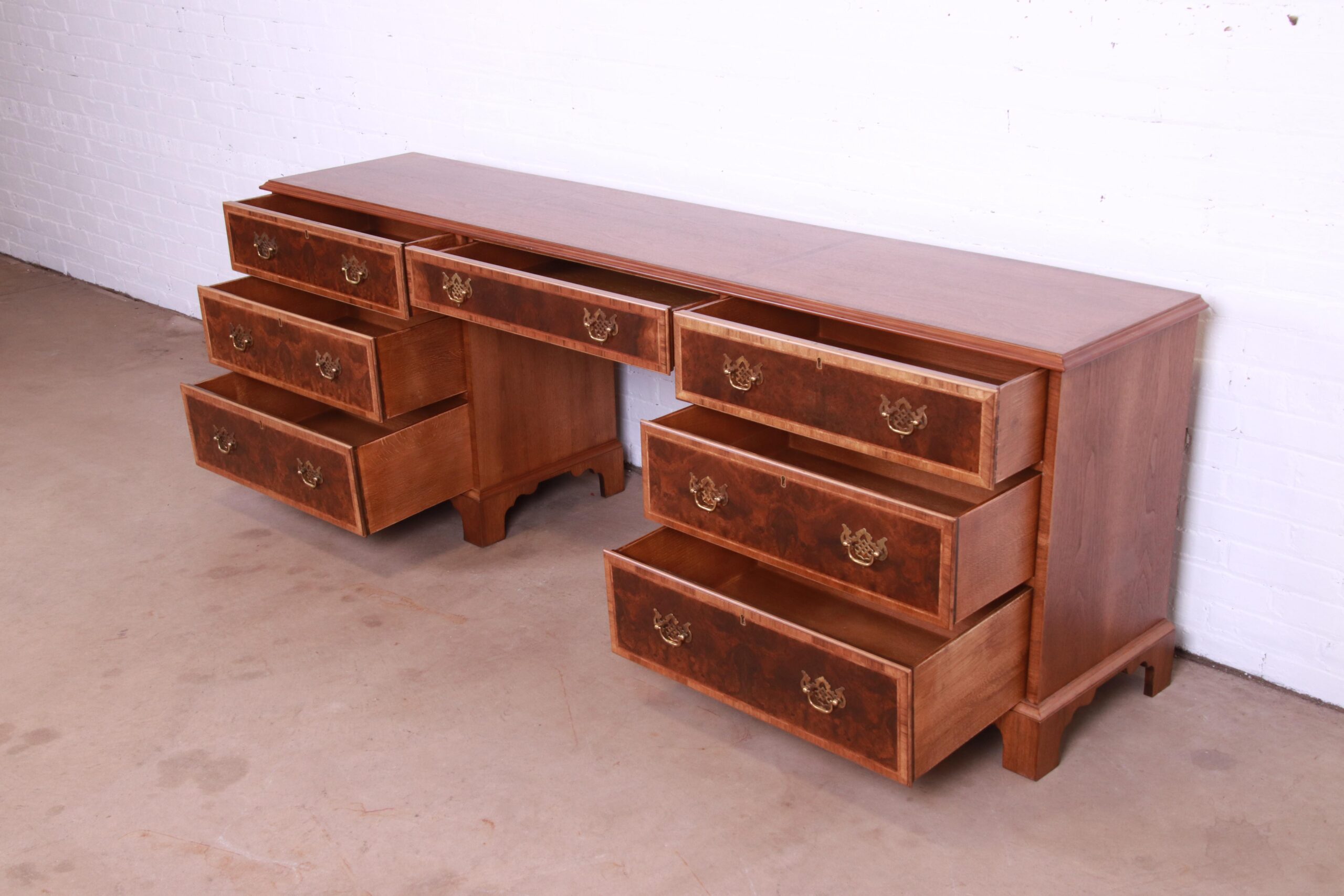 Baker Furniture Georgian Burled Walnut Executive Credenza Desk, Newly Refinished - Image 10