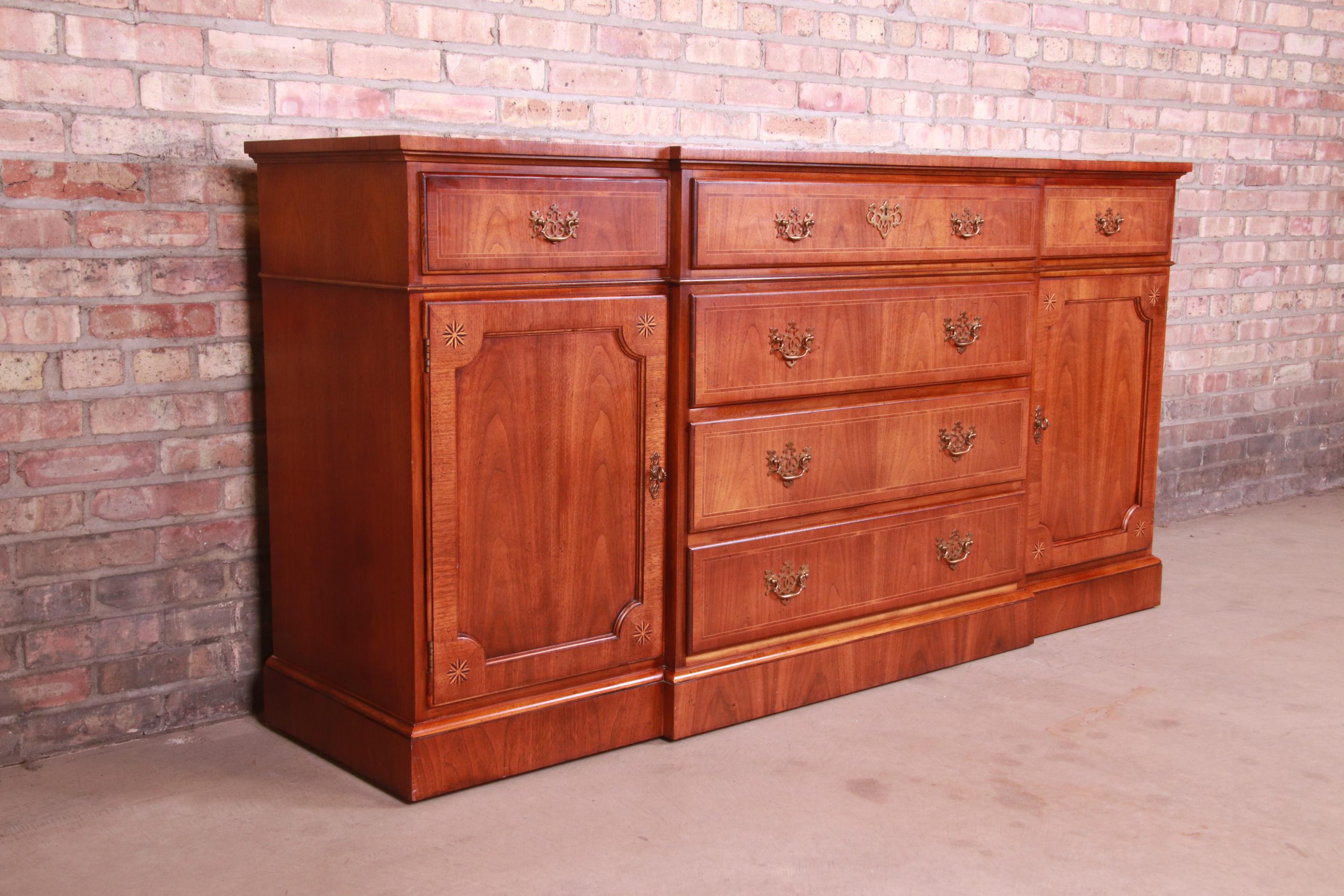 Baker Furniture Georgian Mahogany Sideboard or Bar Cabinet - Image 2