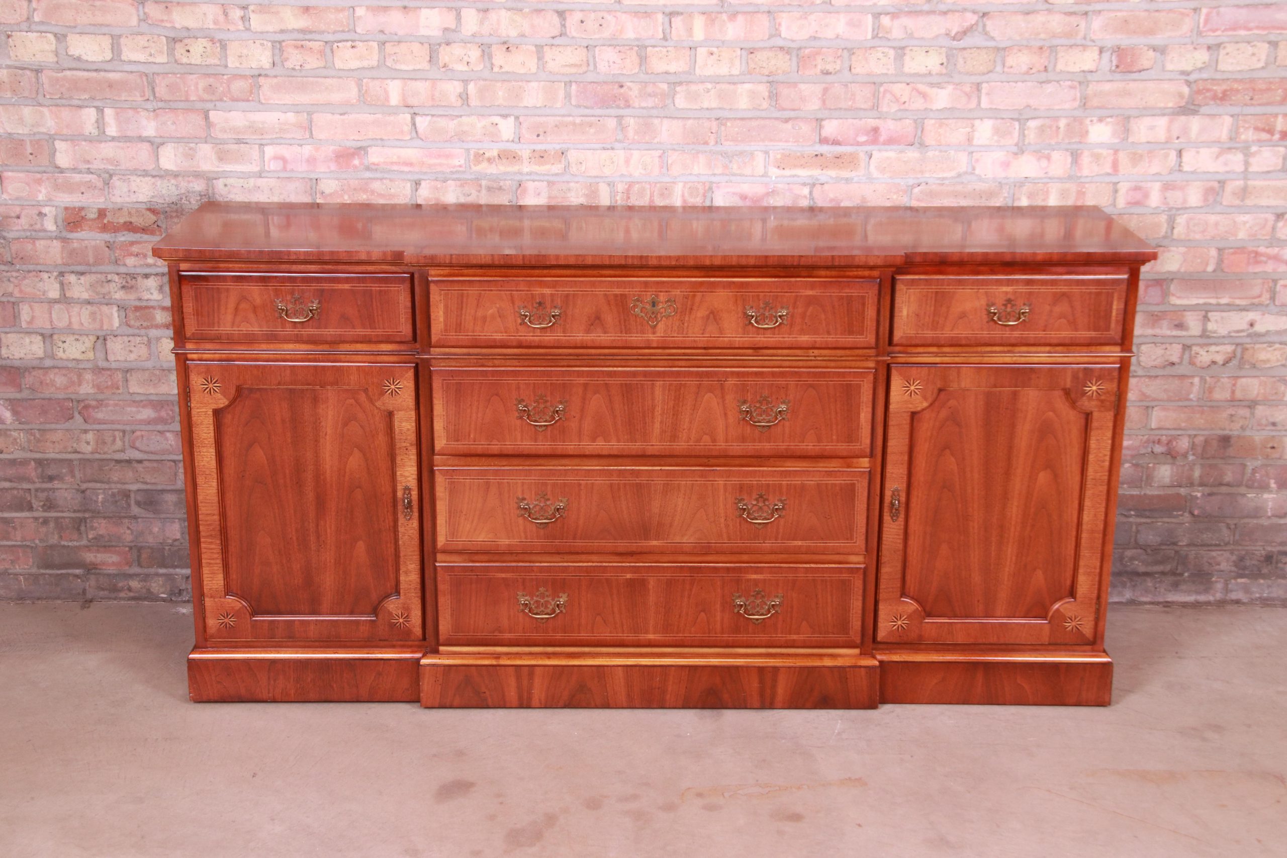 Baker Furniture Georgian Mahogany Sideboard or Bar Cabinet - Image 5