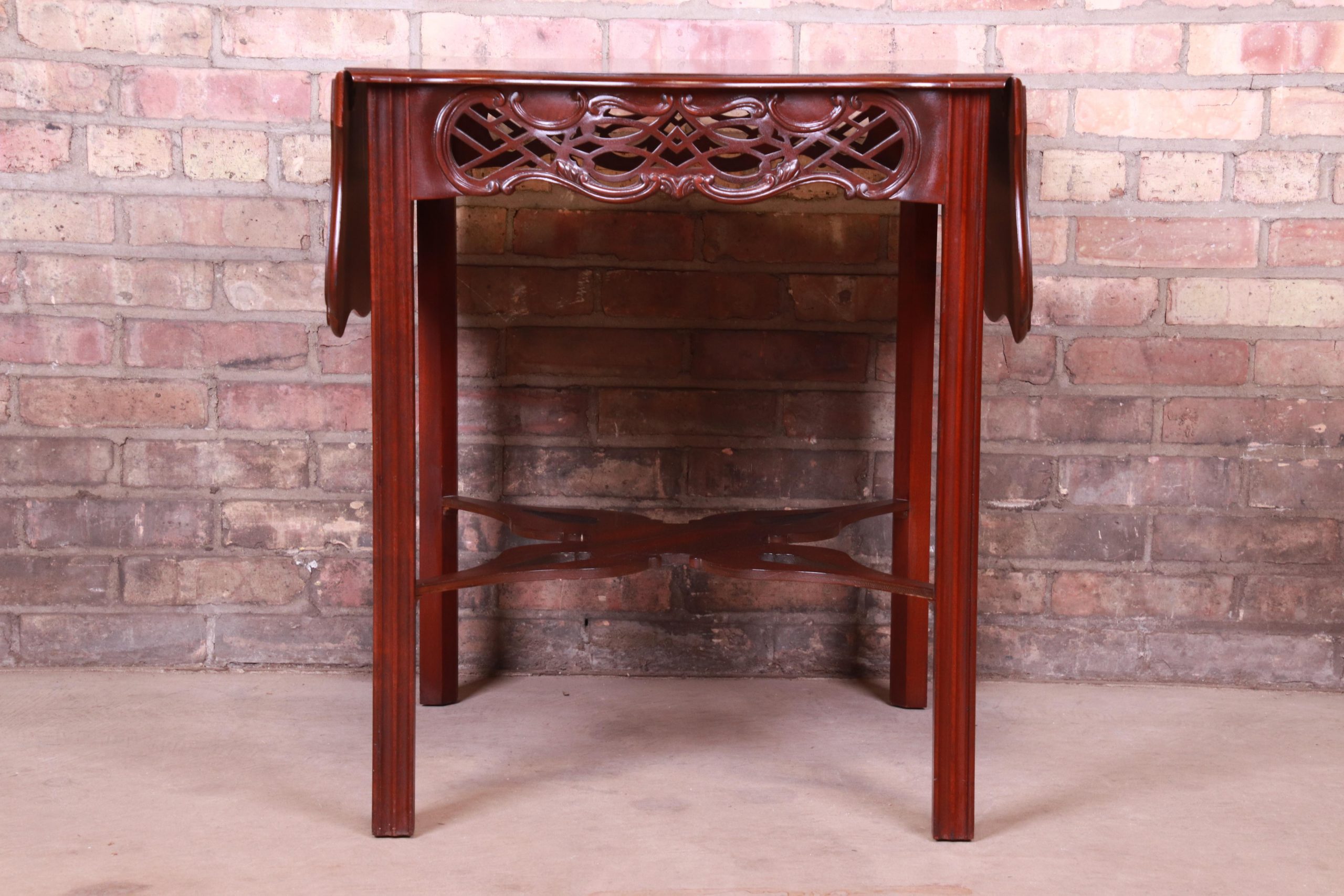 Baker Furniture Historic Charleston Collection Carved Mahogany Pembroke Table - Image 2