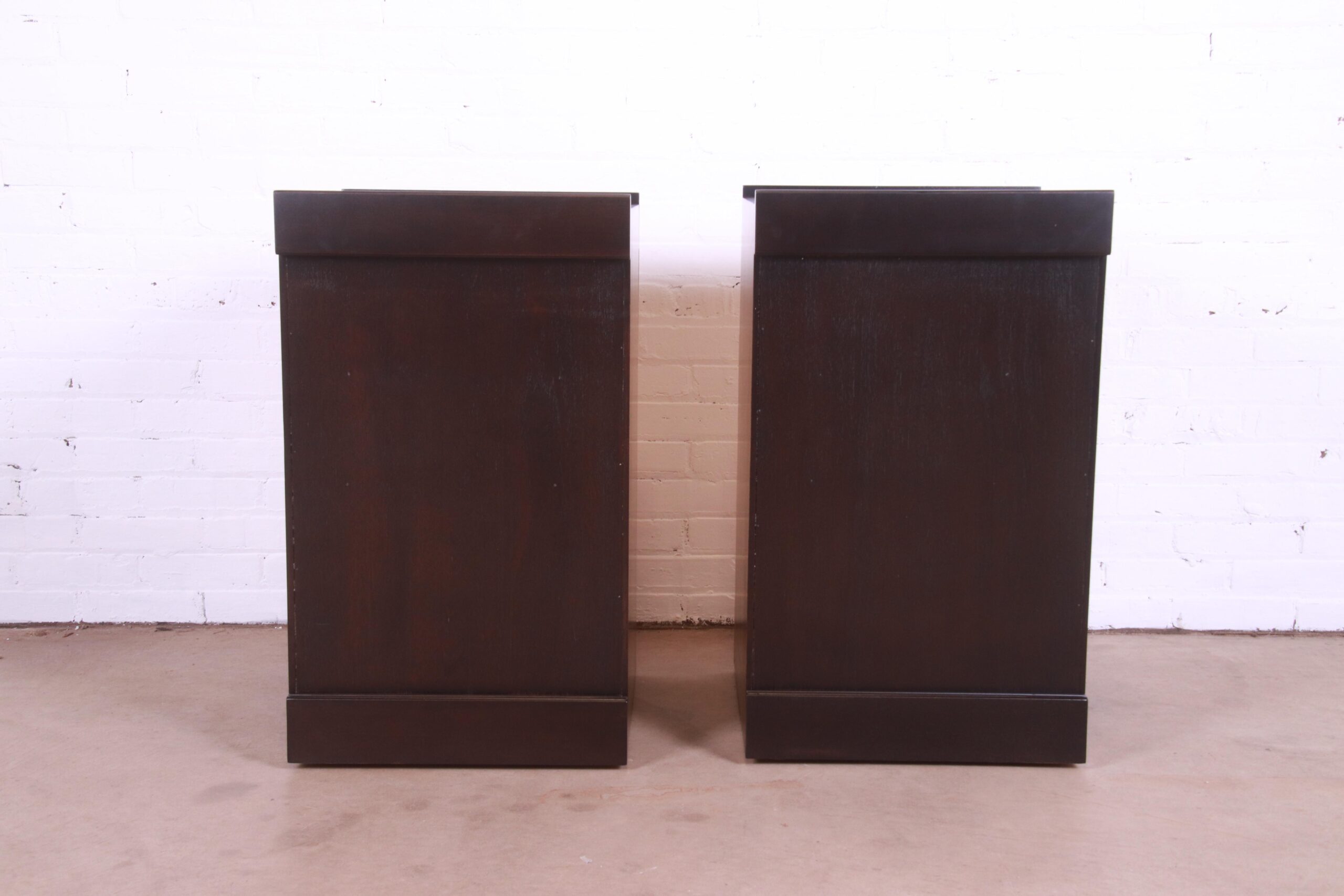 Baker Furniture Mid-Century Modern Birdseye Maple and Ebonized Bedside Chests, Newly Refinished - Image 13