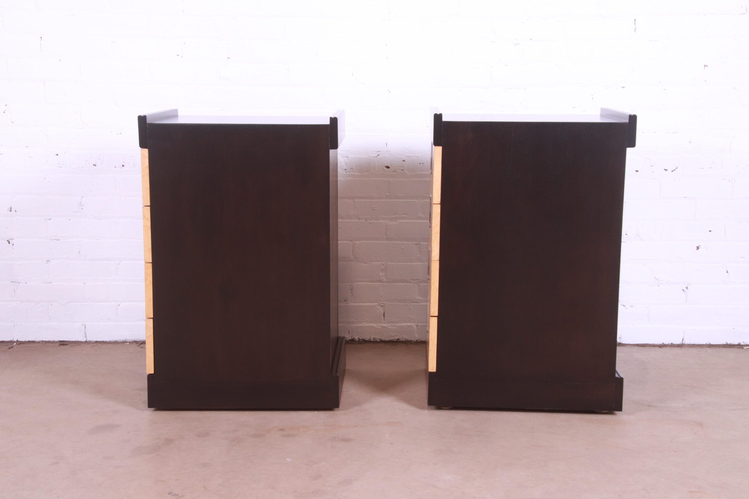 Baker Furniture Mid-Century Modern Birdseye Maple and Ebonized Bedside Chests, Newly Refinished - Image 12
