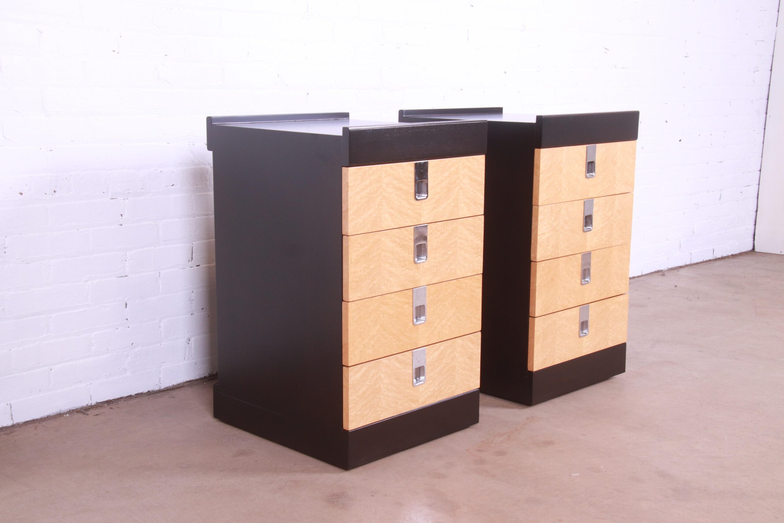 Baker Furniture Mid-Century Modern Birdseye Maple and Ebonized Bedside Chests, Newly Refinished - Image 6