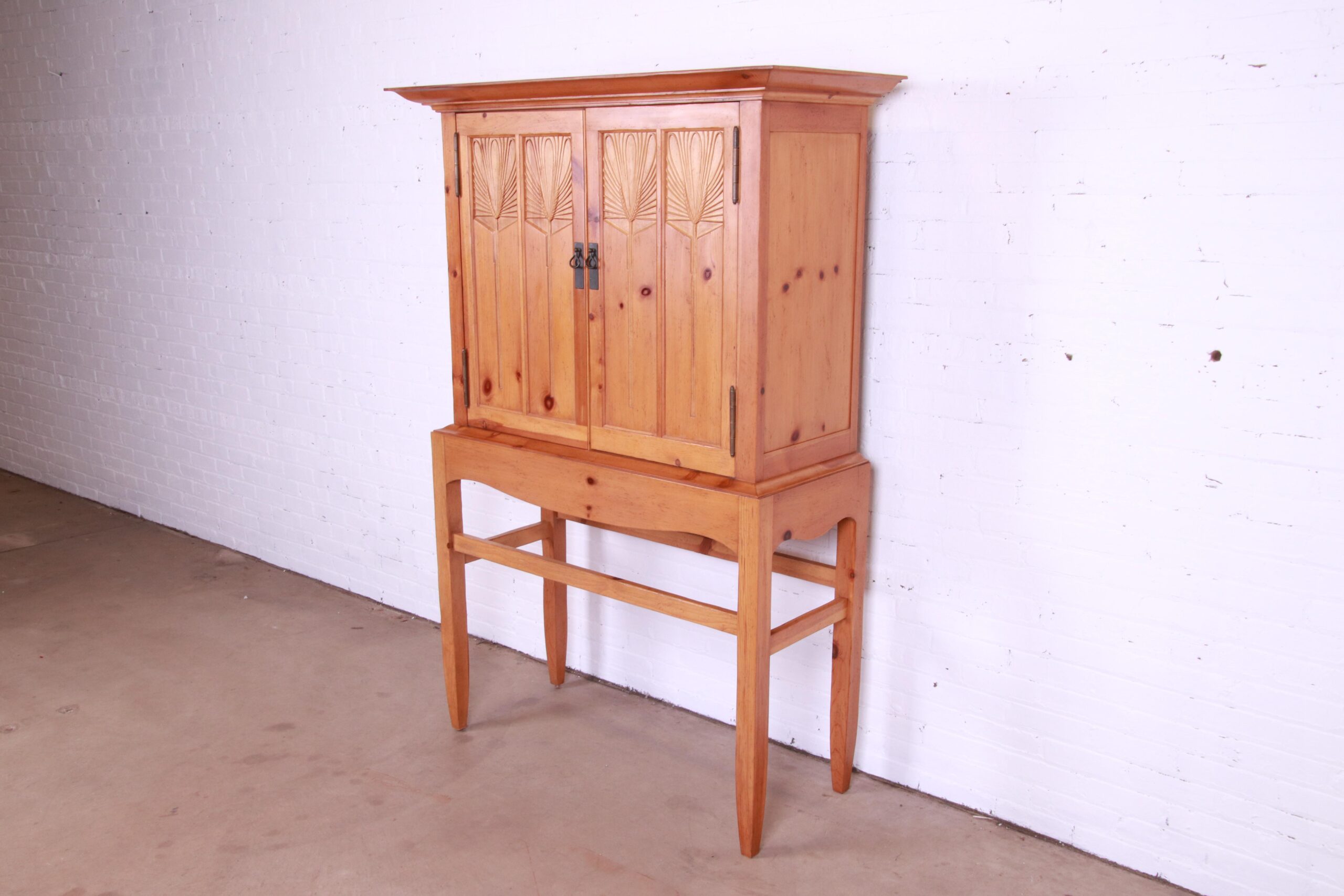 Baker Furniture Milling Road Shaker Style Carved Pine Linen Press or Bar Cabinet - Image 3