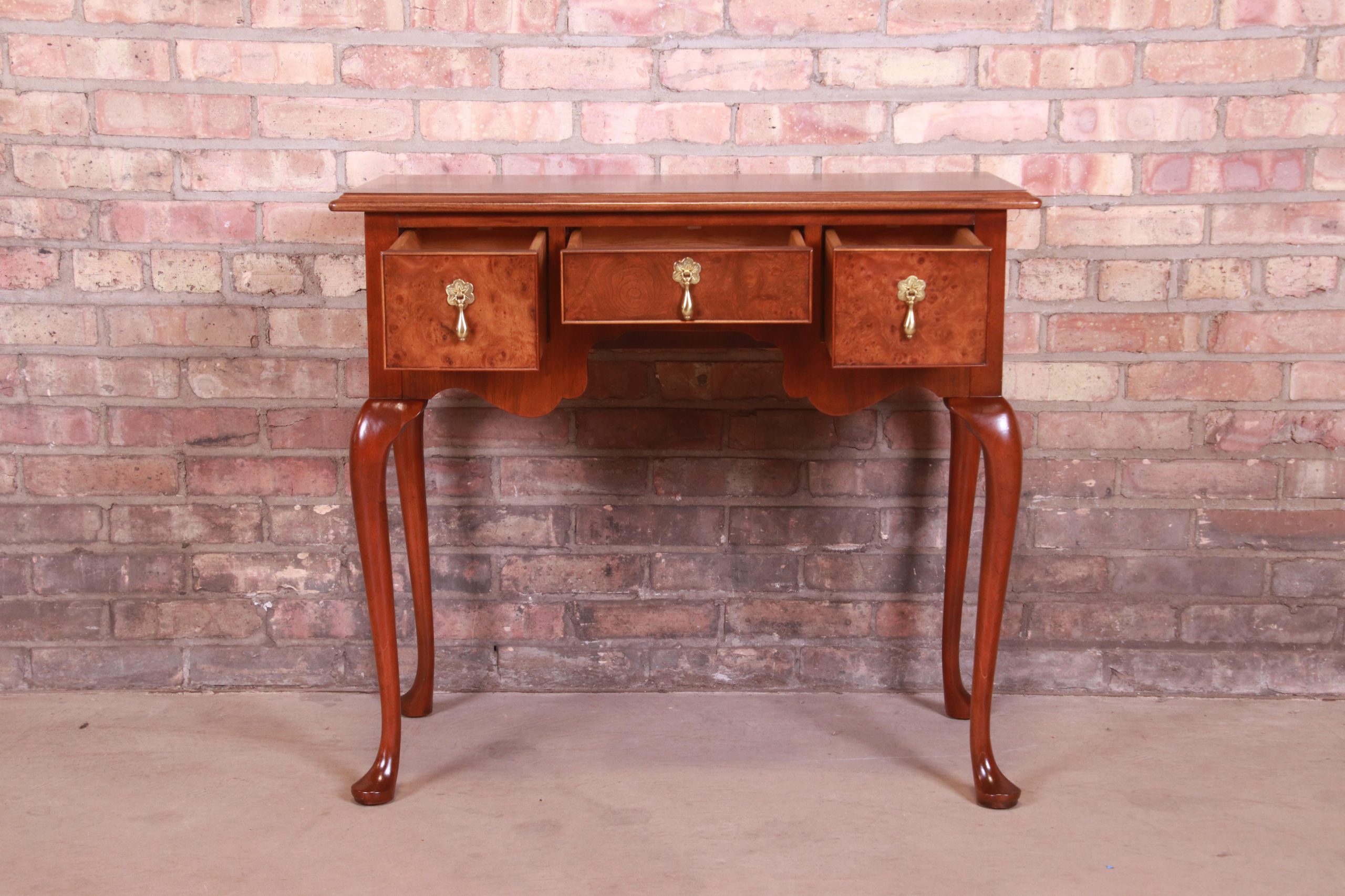 Baker Furniture Queen Anne Burled Walnut Lowboy Dresser or Console Table, Newly Refinished - Image 5
