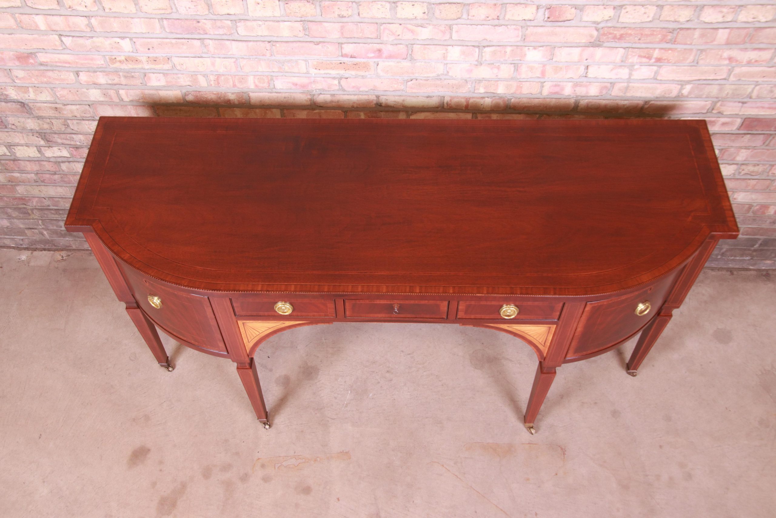 Baker Furniture Stately Homes Sheraton Bow Front Inlaid Mahogany Sideboard - Image 10