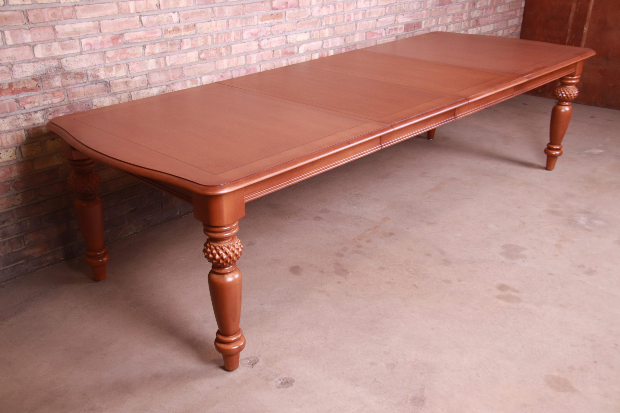 Lexington Tommy Bahama Collection Maple Extension Dining Table, Newly Refinished - Image 5