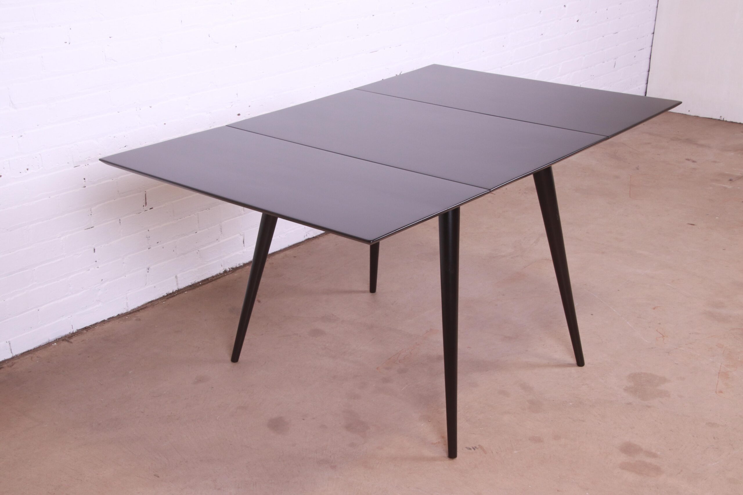 Paul McCobb Planner Group Black Lacquered Solid Maple Drop Leaf Dining Table, Newly Refinished - Image 4