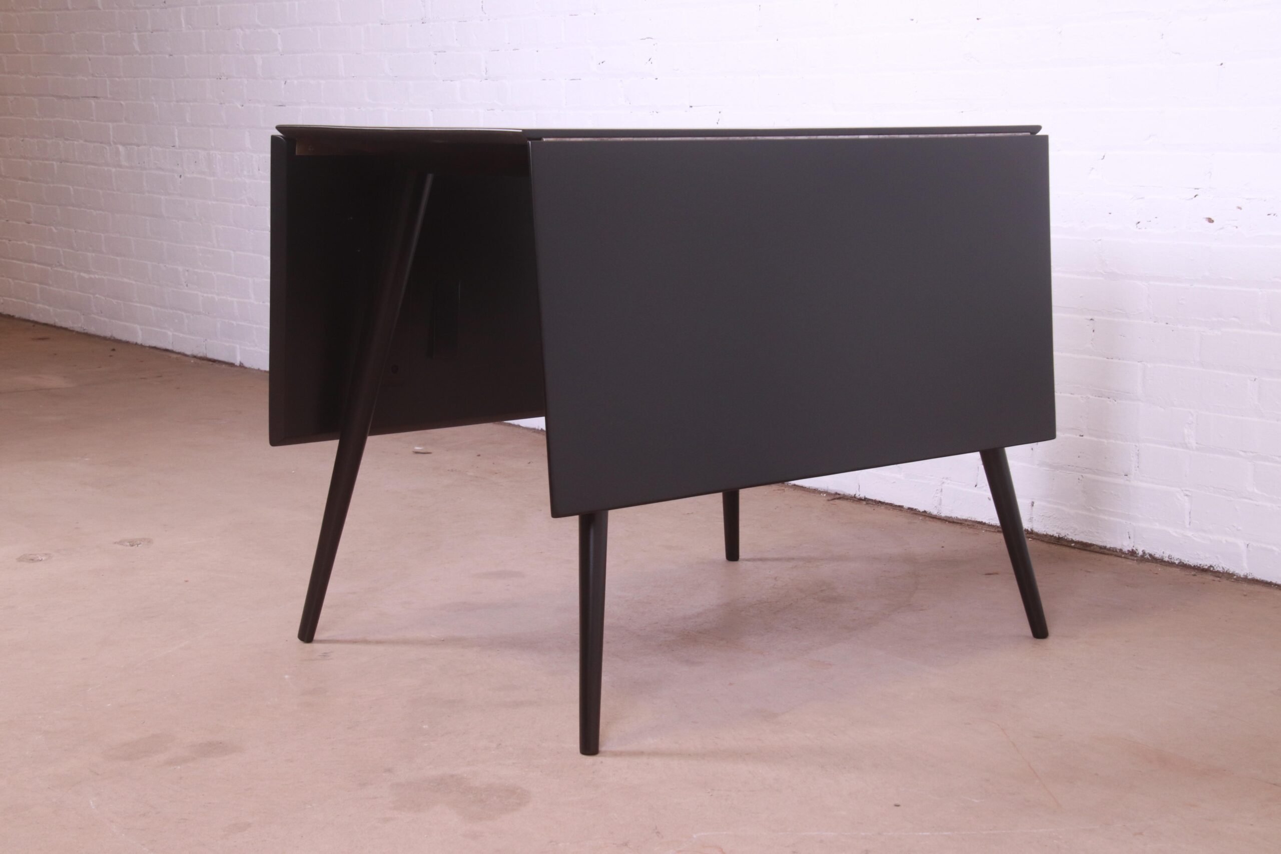 Paul McCobb Planner Group Black Lacquered Solid Maple Drop Leaf Dining Table, Newly Refinished - Image 10