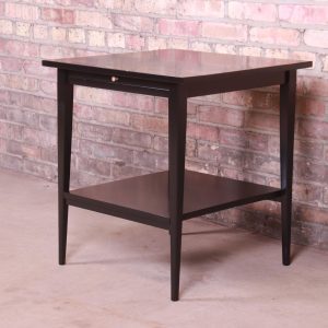Paul McCobb Planner Group Mid-Century Modern Black Lacquered Nightstand or Side Table, Newly Refinished