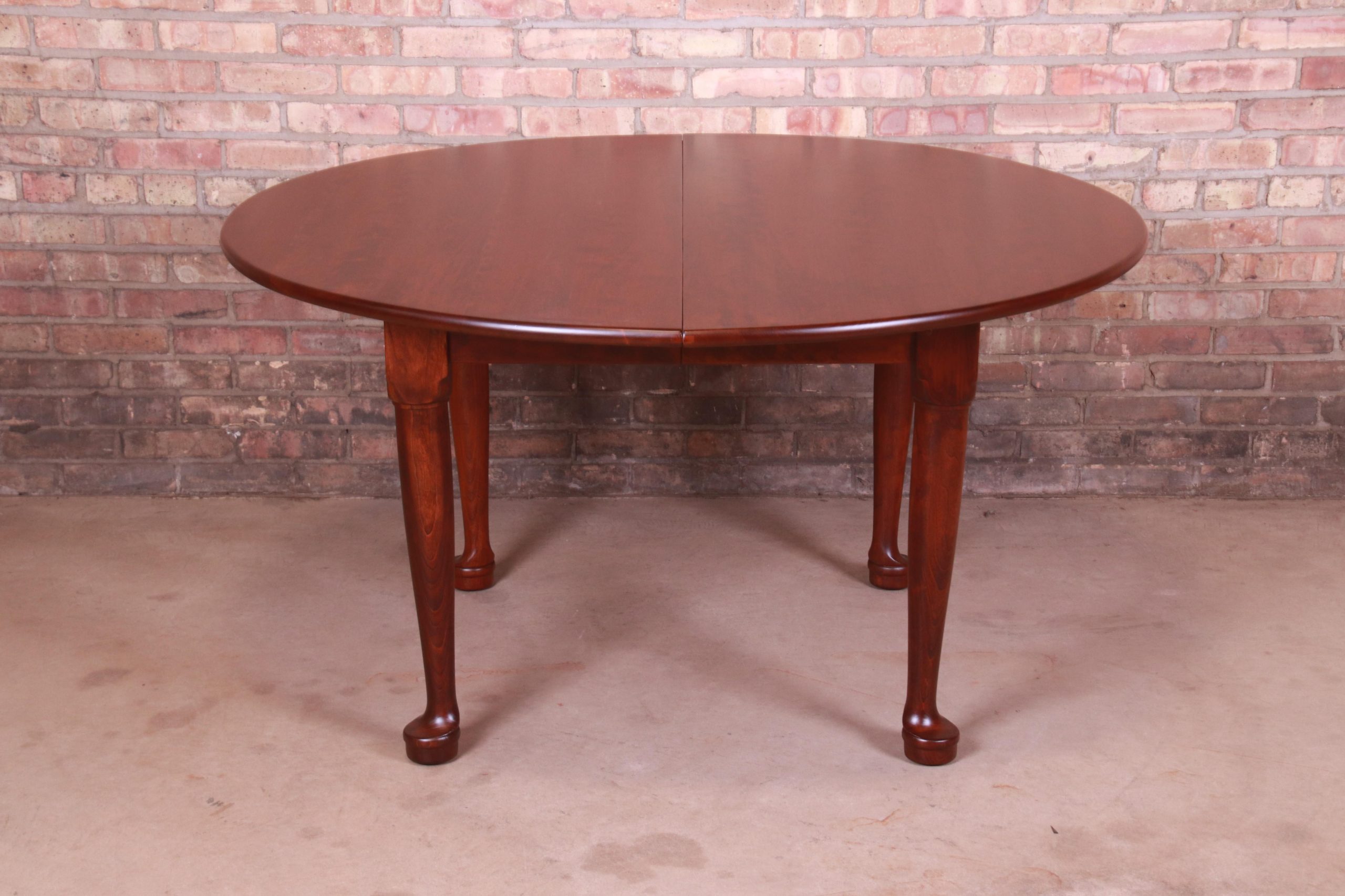 Stickley American Colonial Solid Cherry Wood Extension Dining Table, Newly Refinished - Image 8
