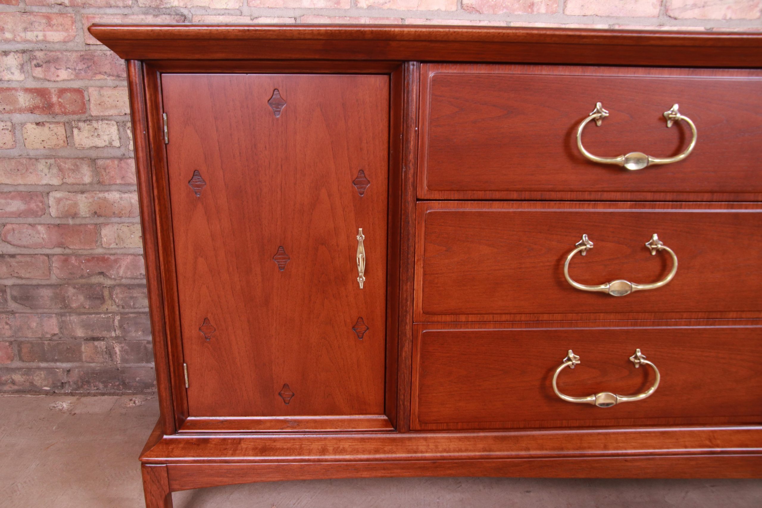 Thomasville Hollywood Regency Chinoiserie Walnut Long Dresser or Credenza, Newly Refinished - Image 10