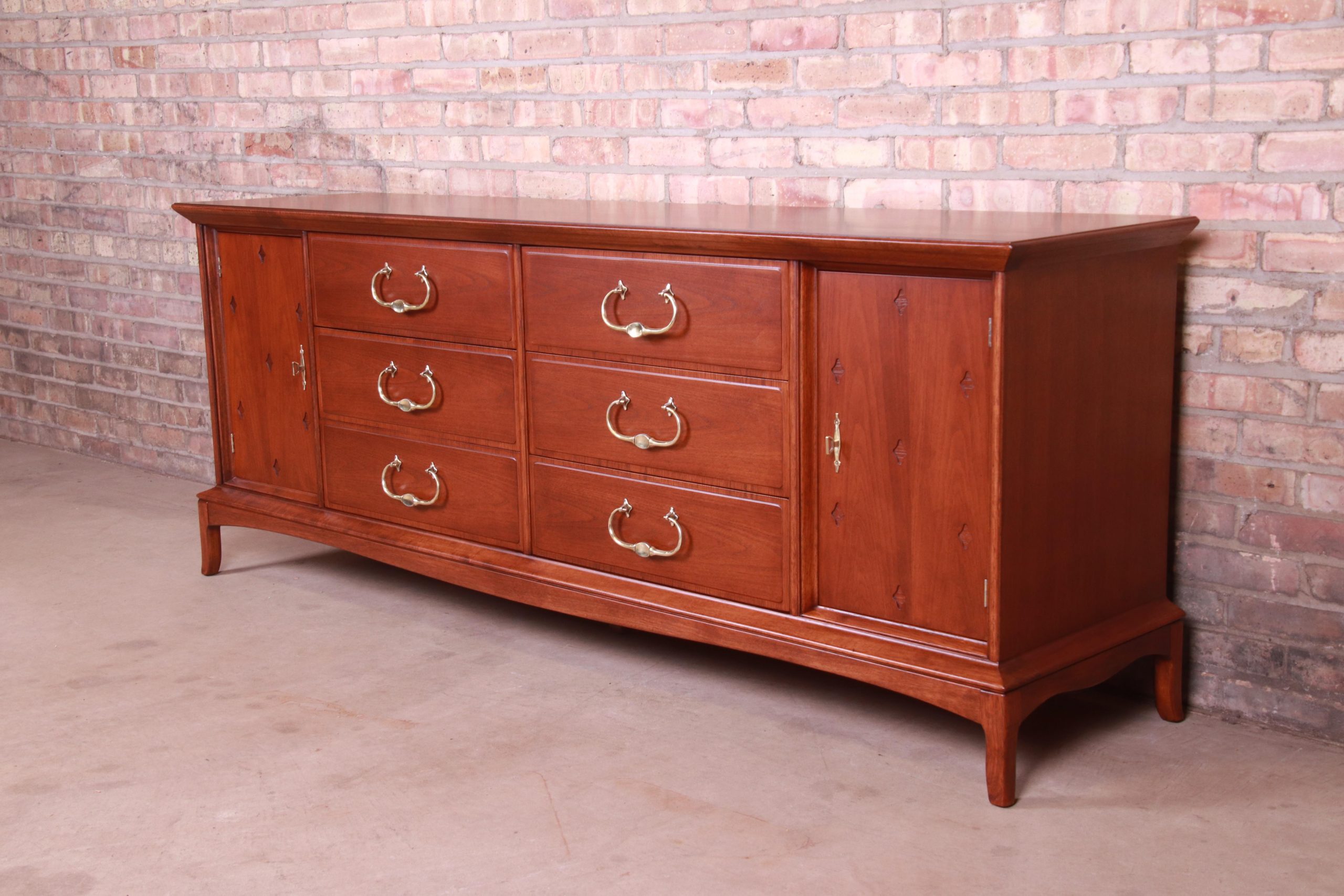 Thomasville Hollywood Regency Chinoiserie Walnut Long Dresser or Credenza, Newly Refinished - Image 3