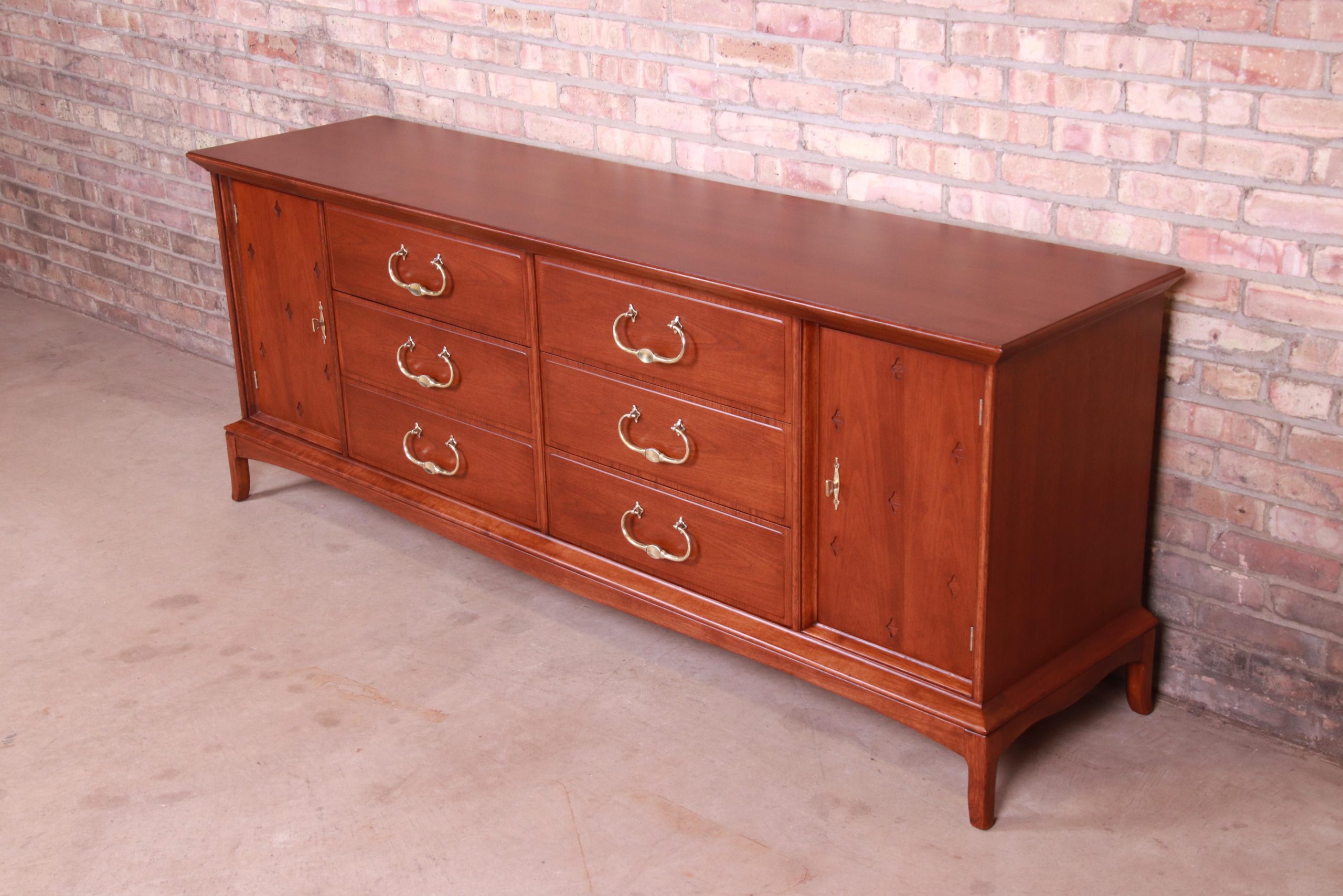 Thomasville Hollywood Regency Chinoiserie Walnut Long Dresser or Credenza, Newly Refinished - Image 6