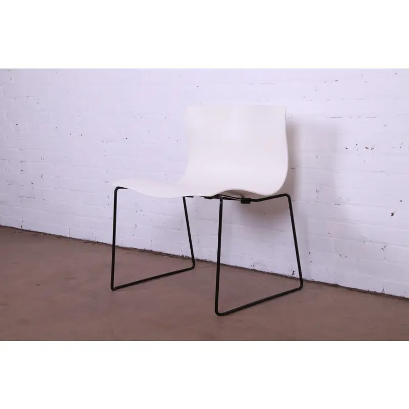 Massimo Vignelli for Knoll International Postmodern Handkerchief Chair, 19 Available - Image 7