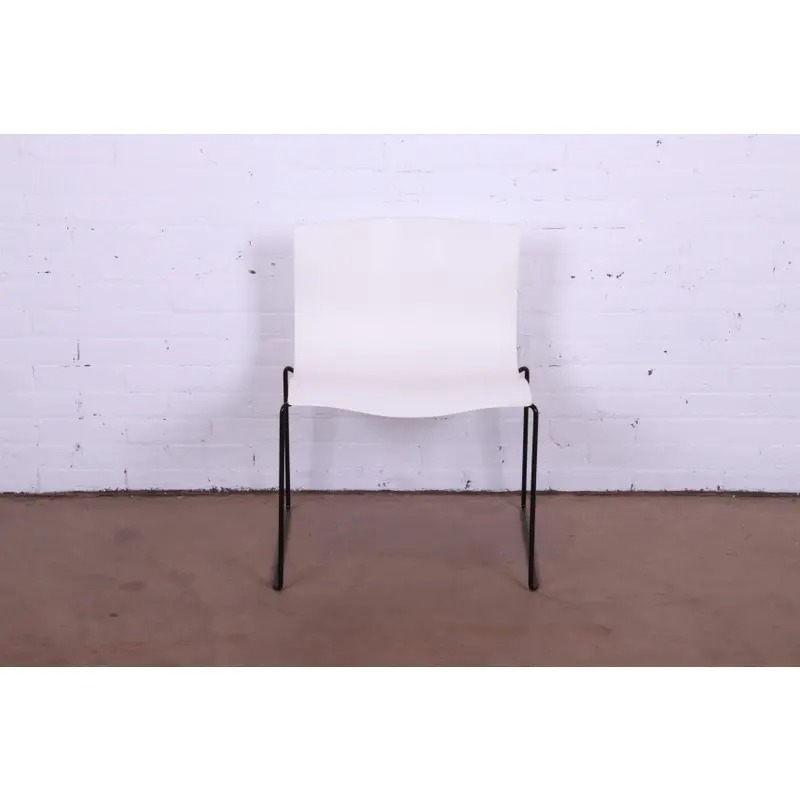 Massimo Vignelli for Knoll International Postmodern Handkerchief Chair, 19 Available - Image 8