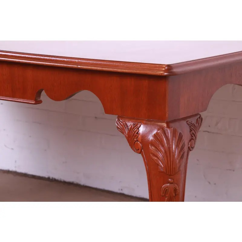 Kindel Furniture Irish Georgian Carved Mahogany Extension Dining Table, Newly Refinished - Image 9