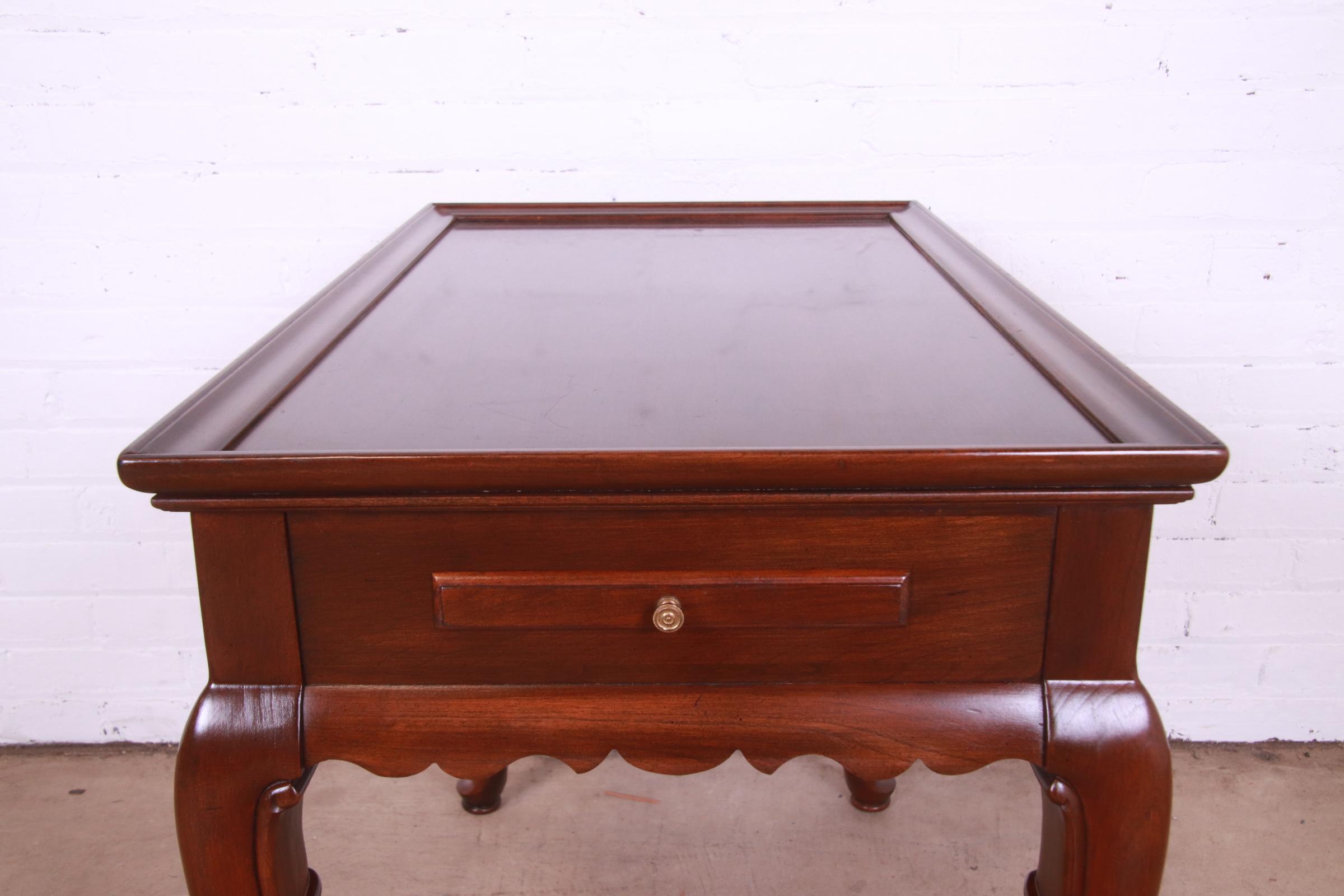 Ethan Allen Queen Anne Cherry Wood Tea Table or Occasional Side Table - Image 6