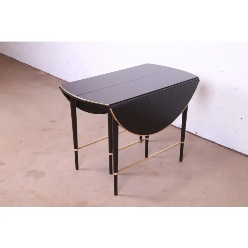 Paul McCobb Connoisseur Collection Black Lacquered Mahogany and Brass Extension Dining Table, Newly Refinished - Image 11