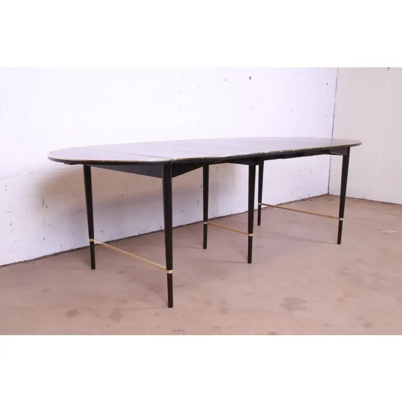 Paul McCobb Connoisseur Collection Black Lacquered Mahogany and Brass Extension Dining Table, Newly Refinished - Image 6