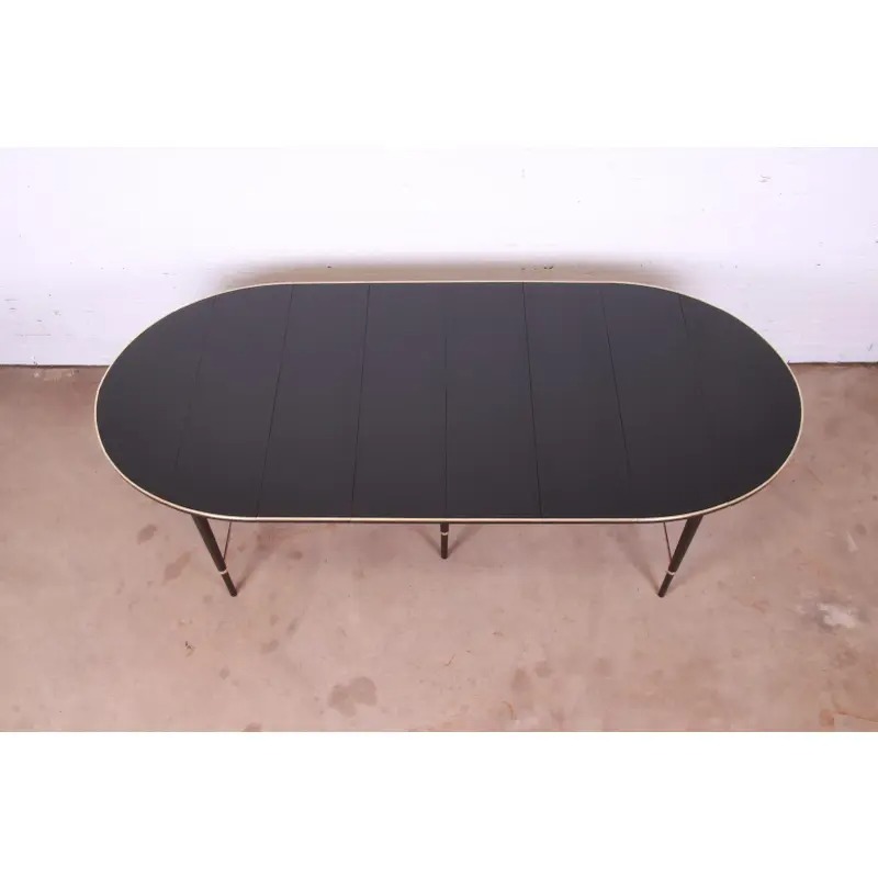 Paul McCobb Connoisseur Collection Black Lacquered Mahogany and Brass Extension Dining Table, Newly Refinished - Image 7