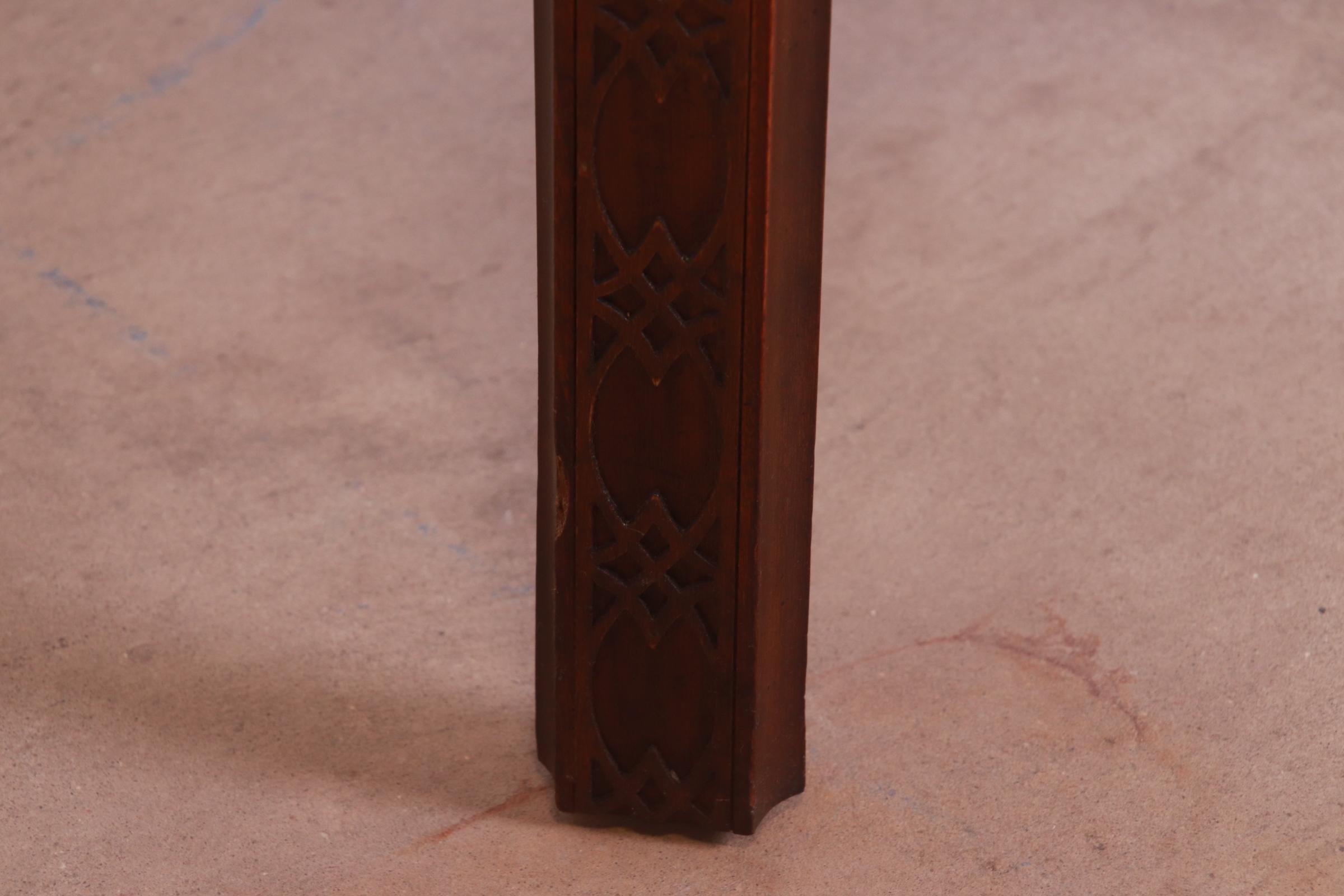 Late 20th Century Ethan Allen Georgian Carved Cherry Wood Tea Table or Occasional Side Table - Image 12