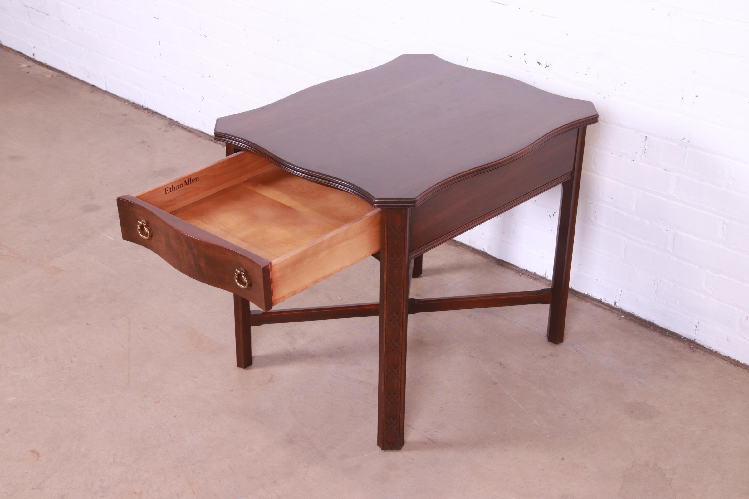 Late 20th Century Ethan Allen Georgian Carved Cherry Wood Tea Table or Occasional Side Table - Image 6