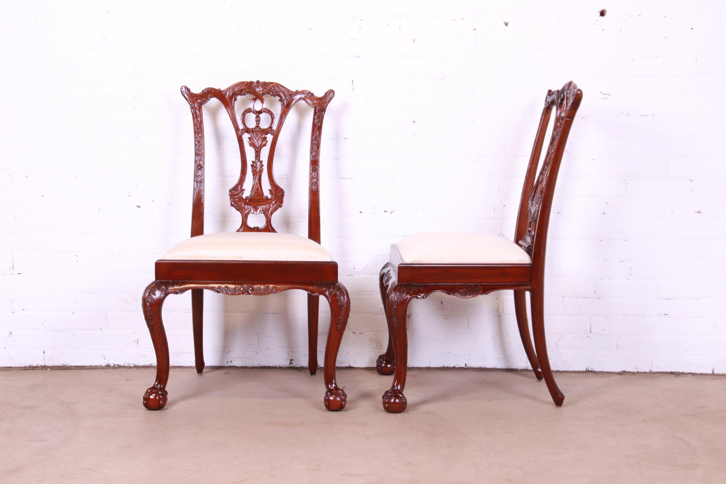 Maitland Smith Chippendale Carved Mahogany Dining Chairs, Set of Six - Image 4