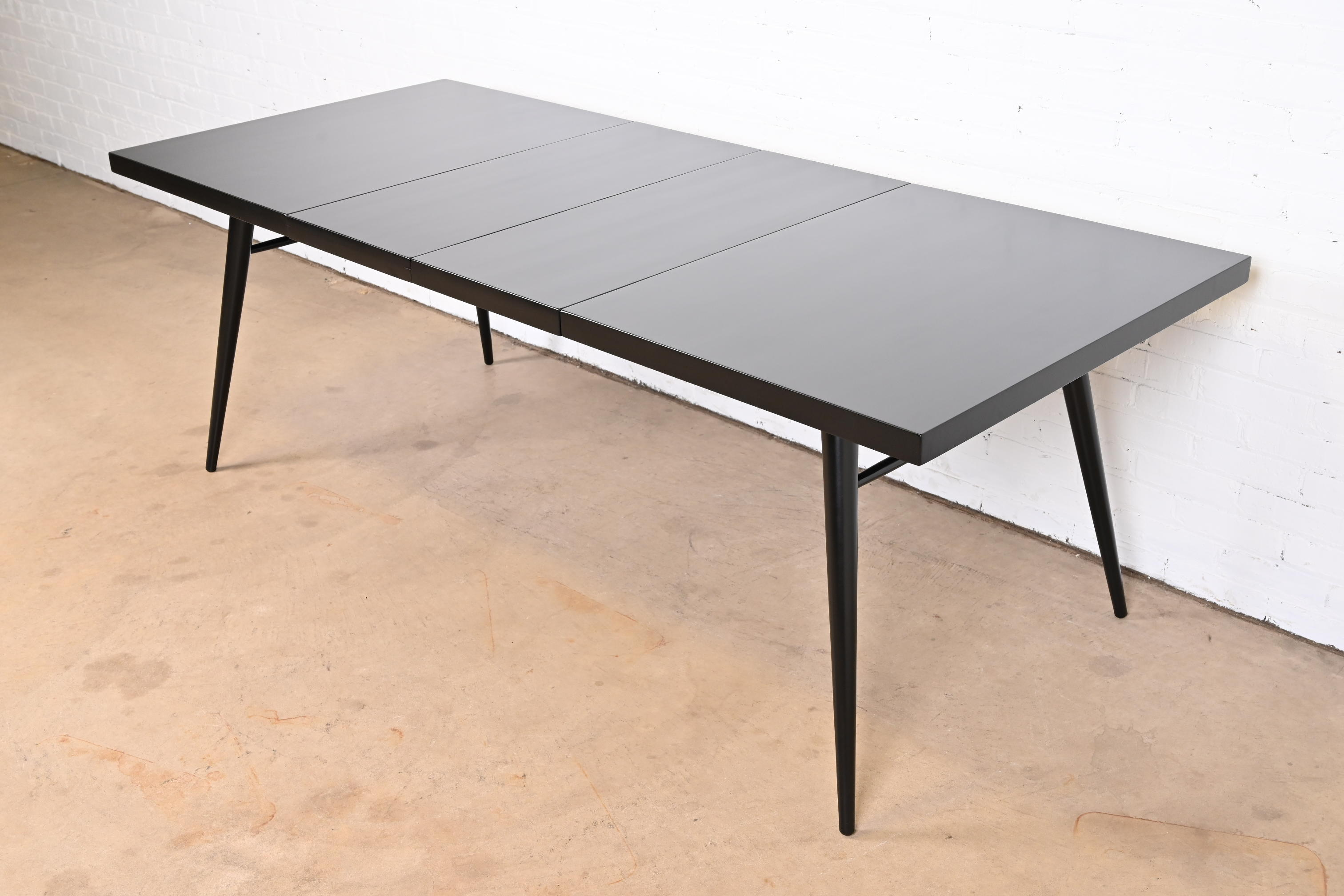 Paul McCobb Planner Group Black Lacquered Extension Dining Table, Newly Refinished - Image 4