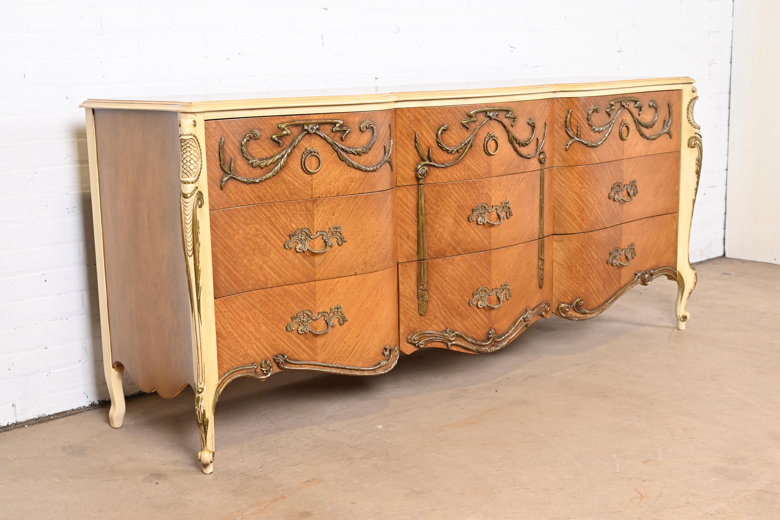 Romweber French Rococo Louis XV Satinwood and Parcel Painted Triple Dresser, Newly Restored - Image 4