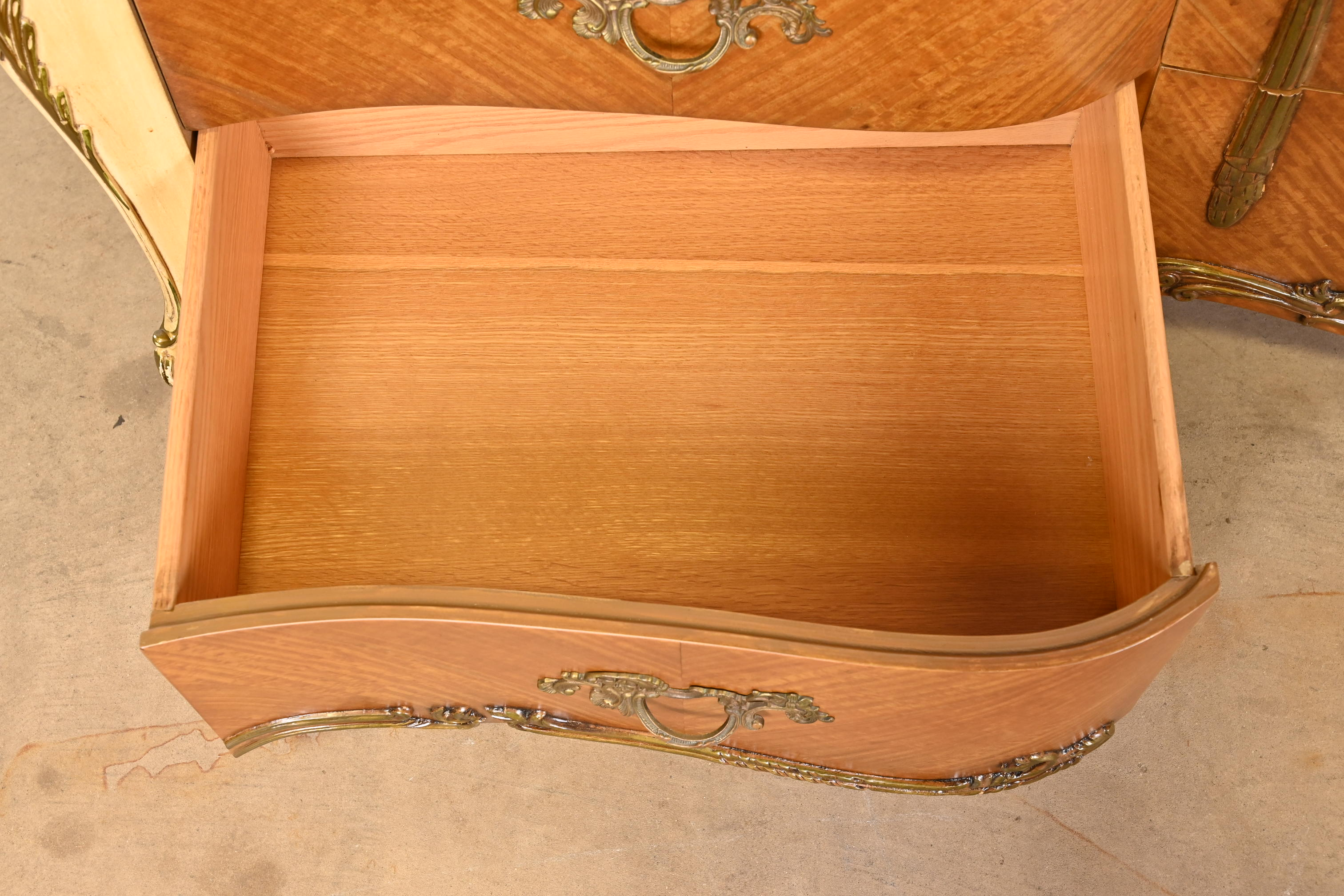 Romweber French Rococo Louis XV Satinwood and Parcel Painted Triple Dresser, Newly Restored - Image 6