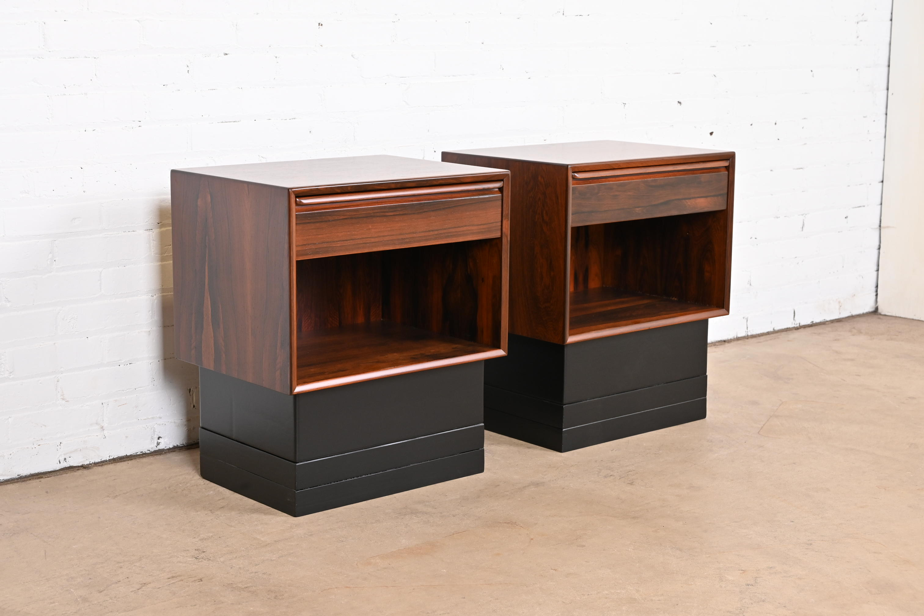 Westnofa Scandinavian Modern Rosewood Nightstands, Newly Refinished - Image 5
