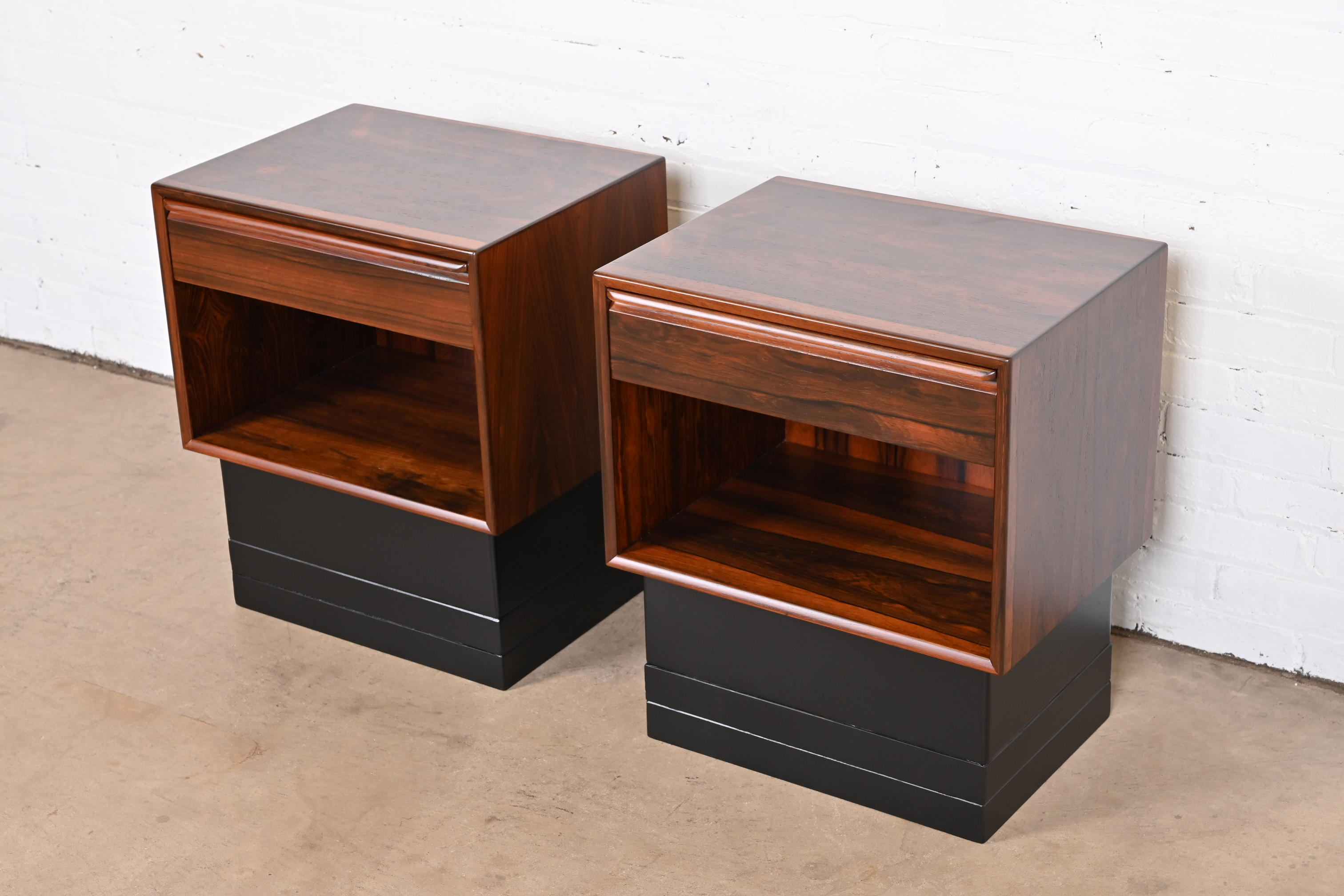 Westnofa Scandinavian Modern Rosewood Nightstands, Newly Refinished - Image 2