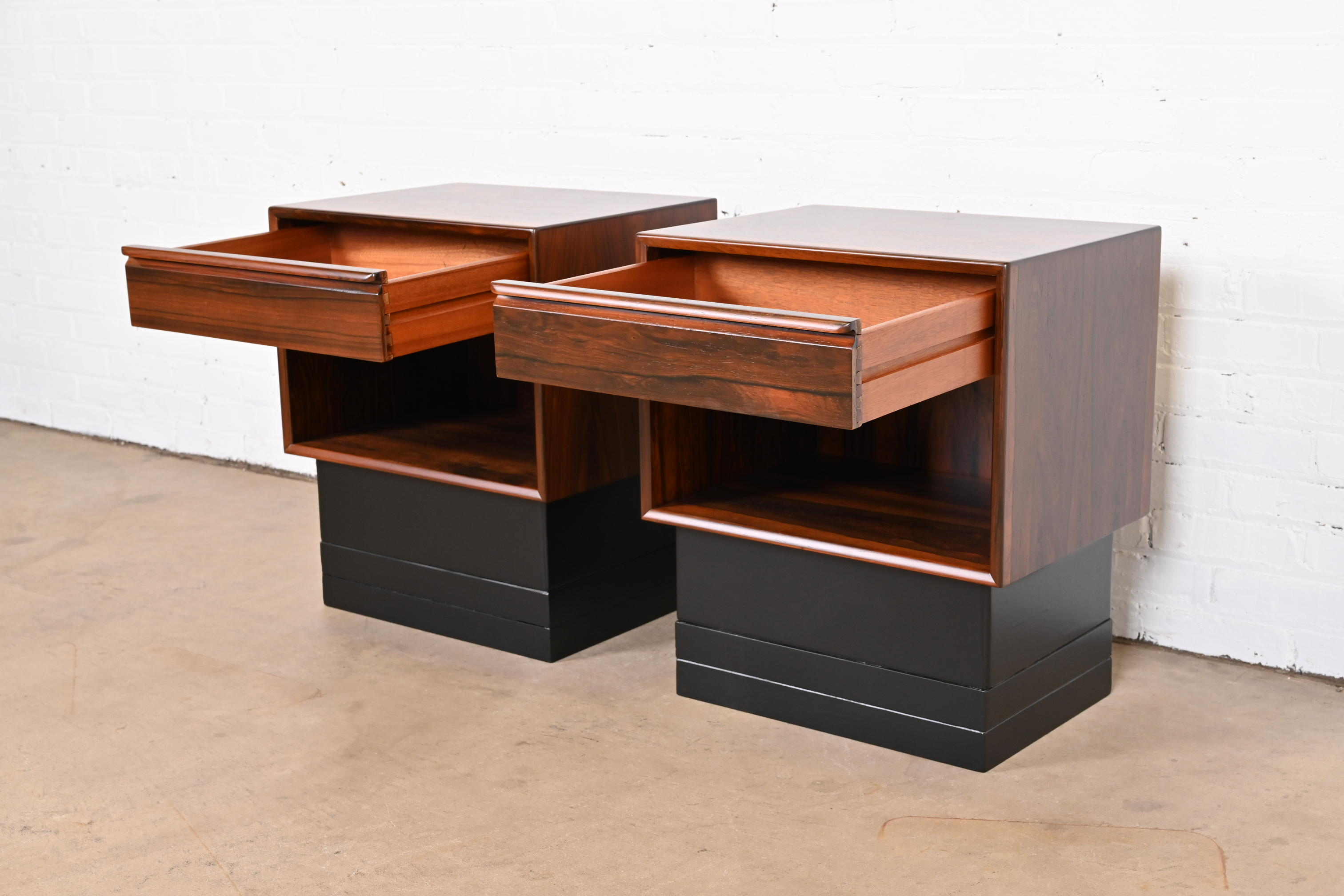 Westnofa Scandinavian Modern Rosewood Nightstands, Newly Refinished - Image 6