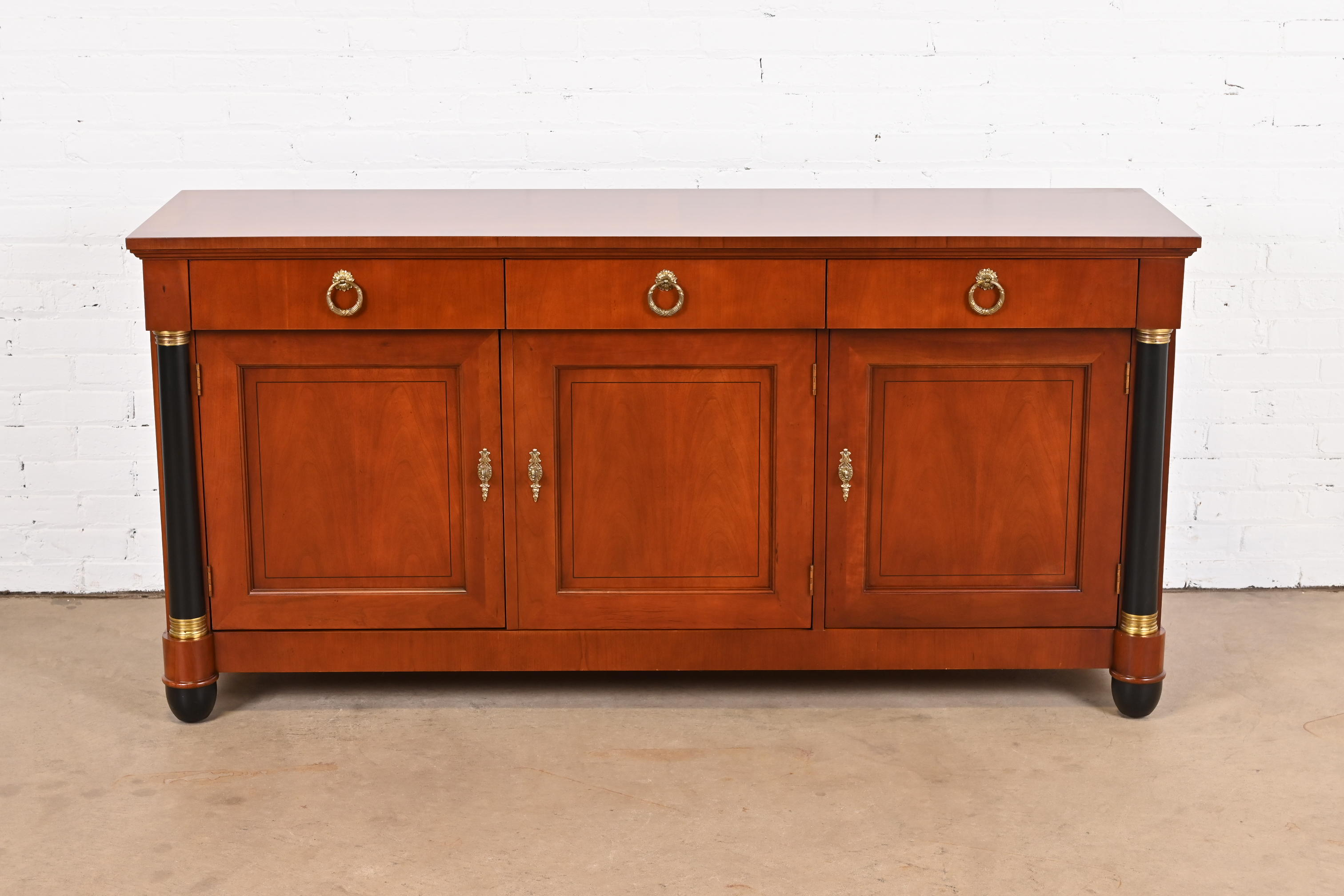 1980s Baker Furniture Neoclassical Cherry Wood and Parcel Ebonized Credenza - Image 3