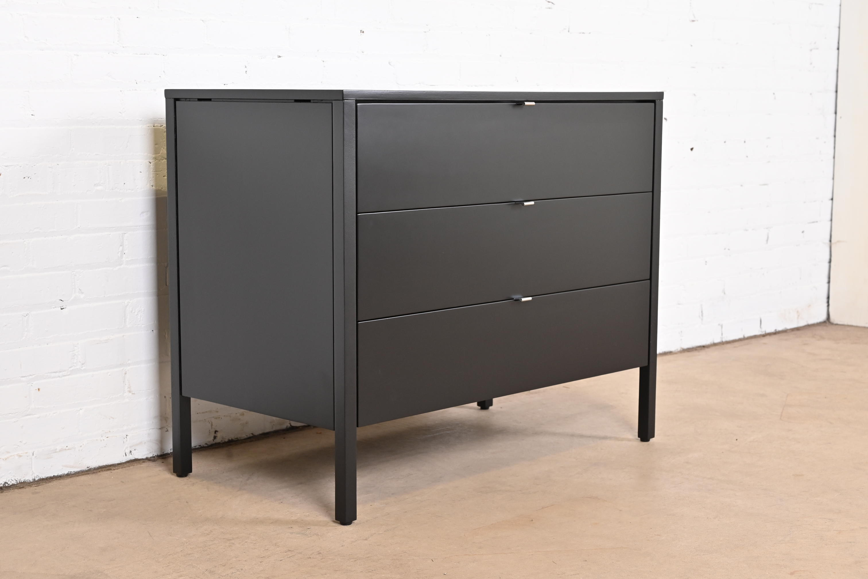 Florence Knoll Mid-Century Modern Black Lacquered Chest of Drawers, Newly Refinished - Image 4