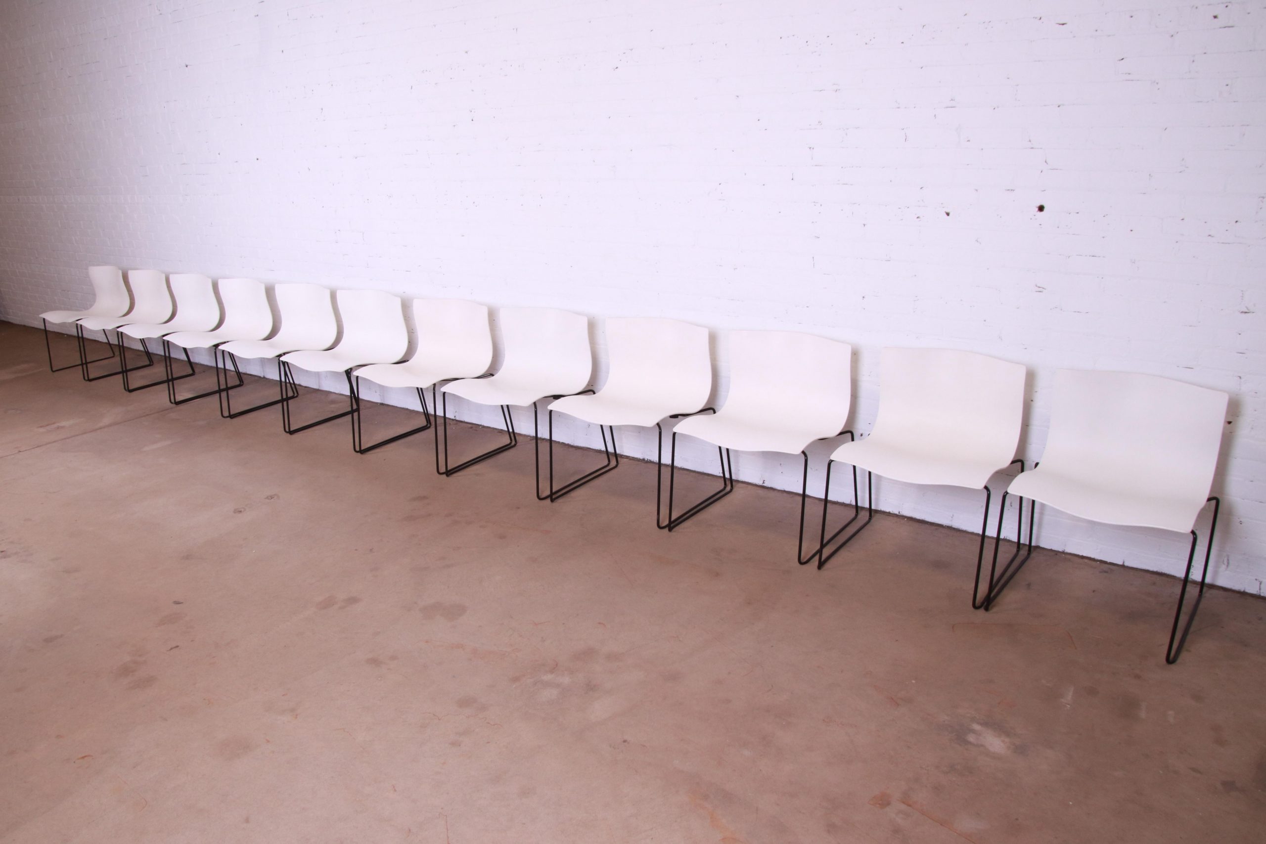 Massimo Vignelli for Knoll International Postmodern Handkerchief Chairs, Set of 12
