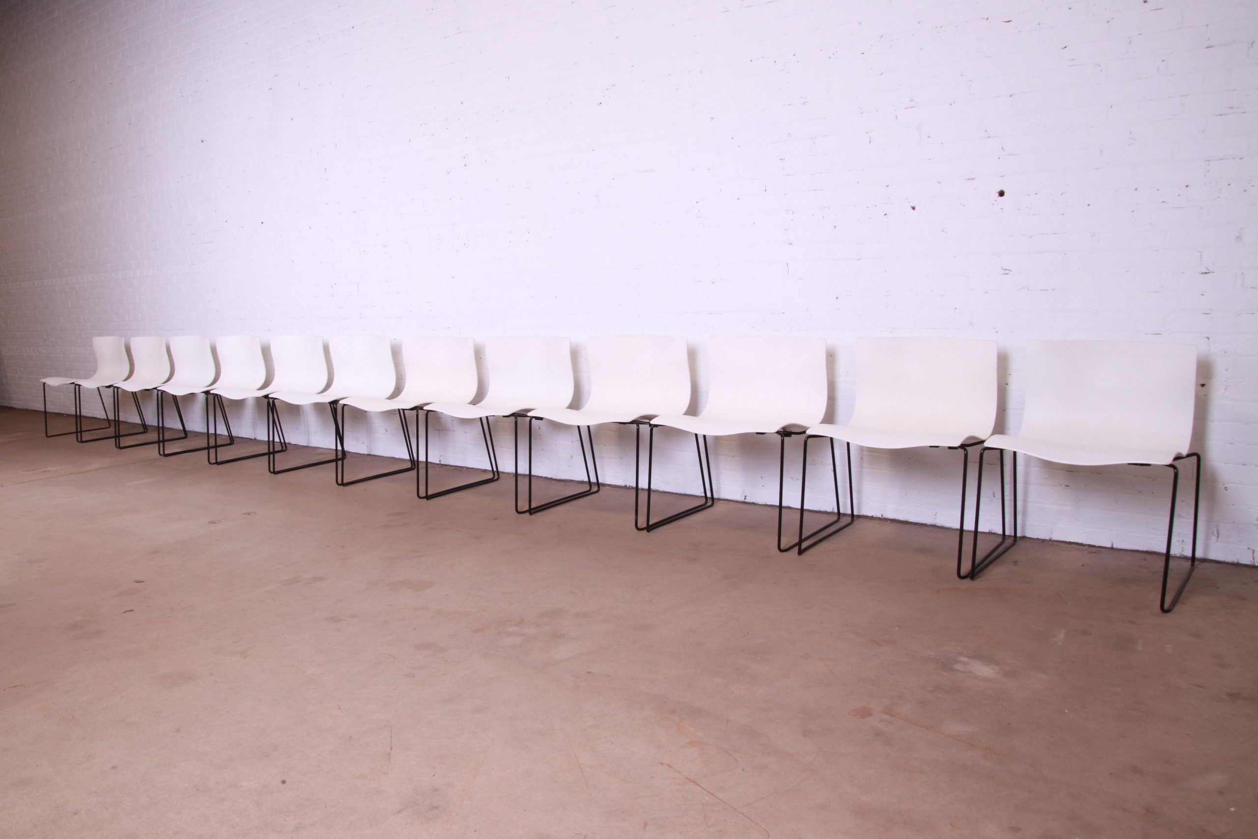 Massimo Vignelli for Knoll International Postmodern Handkerchief Chairs, Set of 12 - Image 2