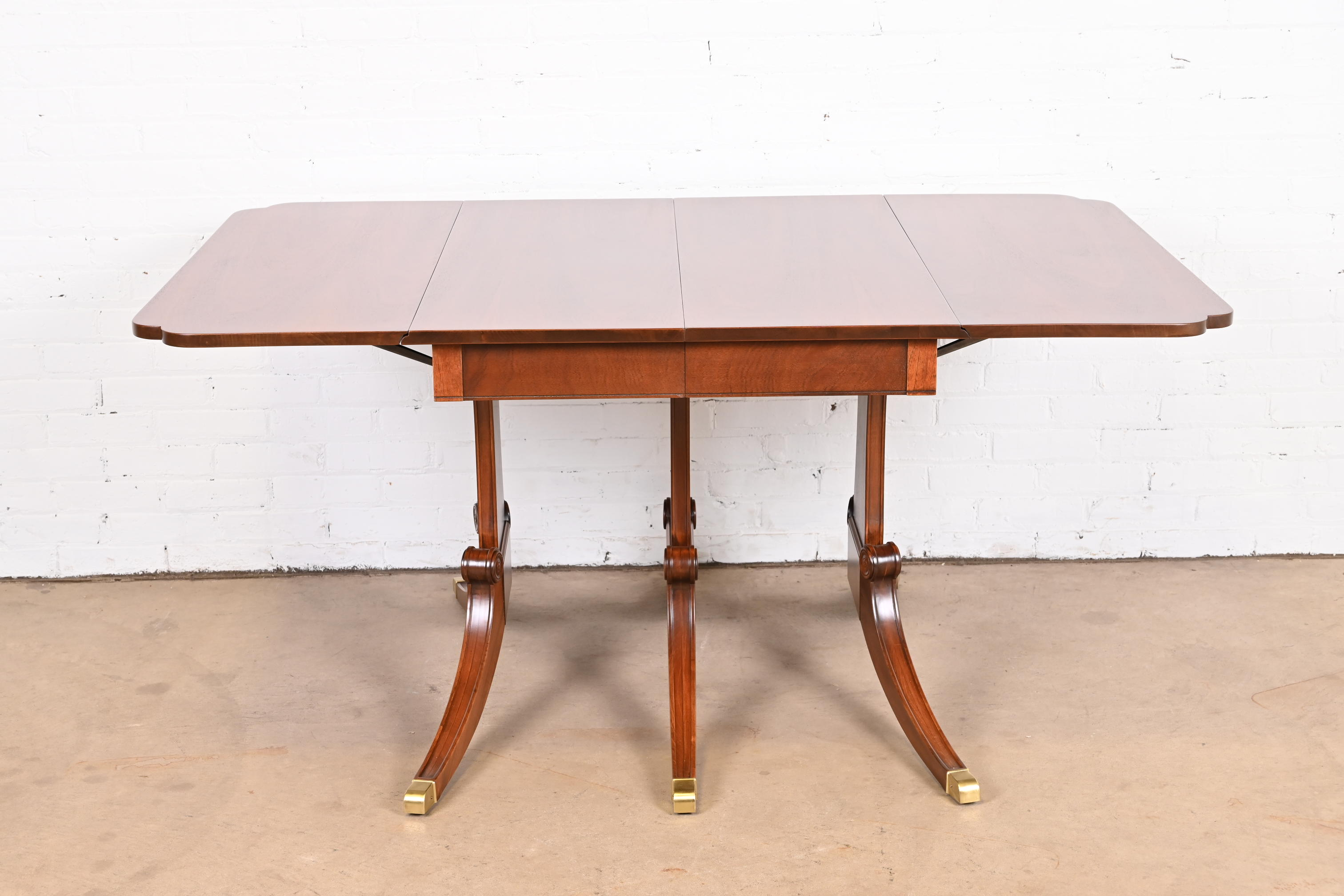 Drexel Georgian Mahogany Triple Pedestal Extension Dining Table, Newly Refinished - Image 7