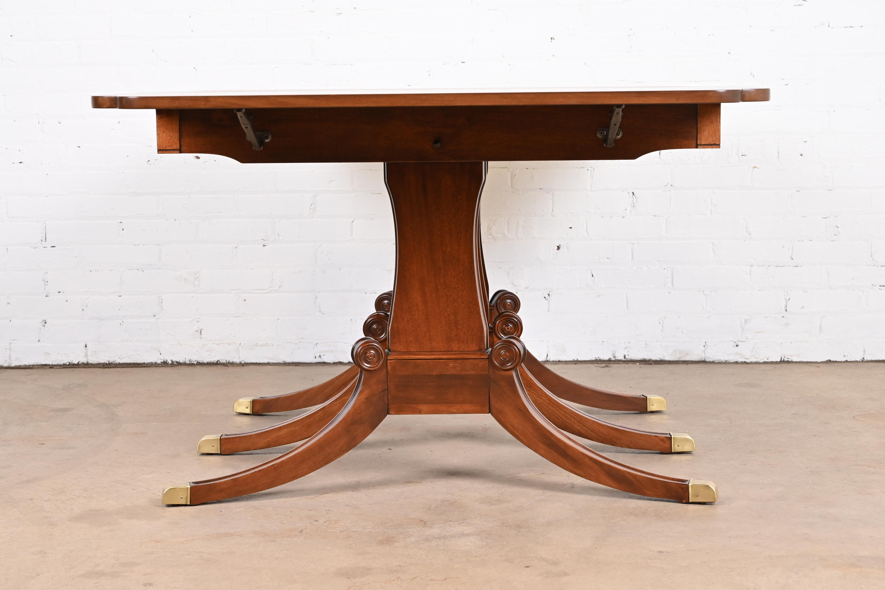 Drexel Georgian Mahogany Triple Pedestal Extension Dining Table, Newly Refinished - Image 9