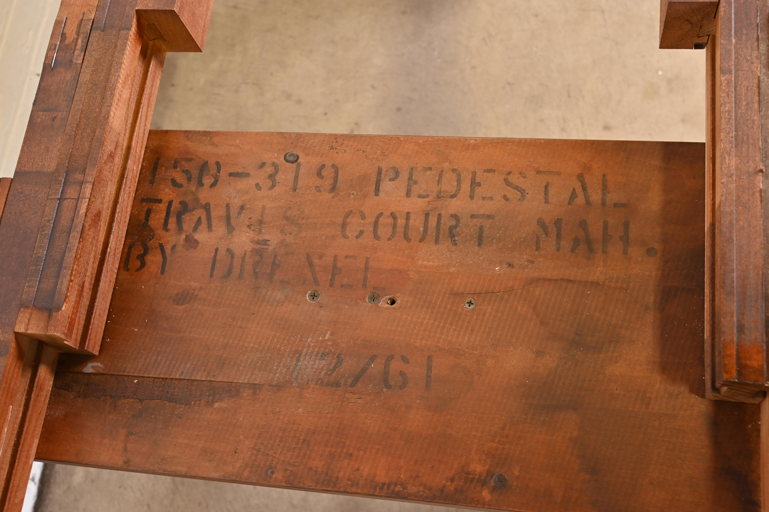 Drexel Georgian Mahogany Triple Pedestal Extension Dining Table, Newly Refinished - Image 12