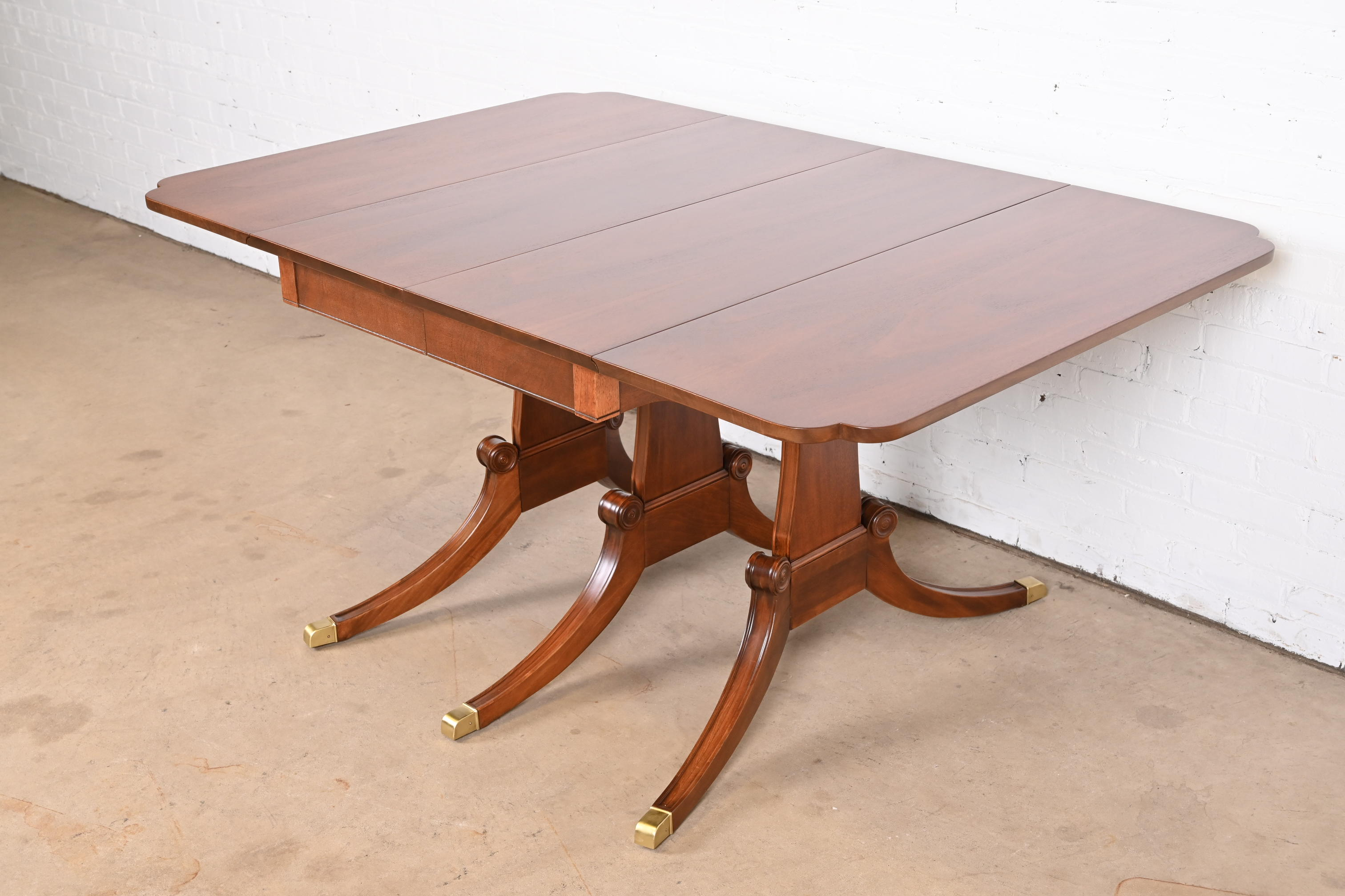 Drexel Georgian Mahogany Triple Pedestal Extension Dining Table, Newly Refinished - Image 6