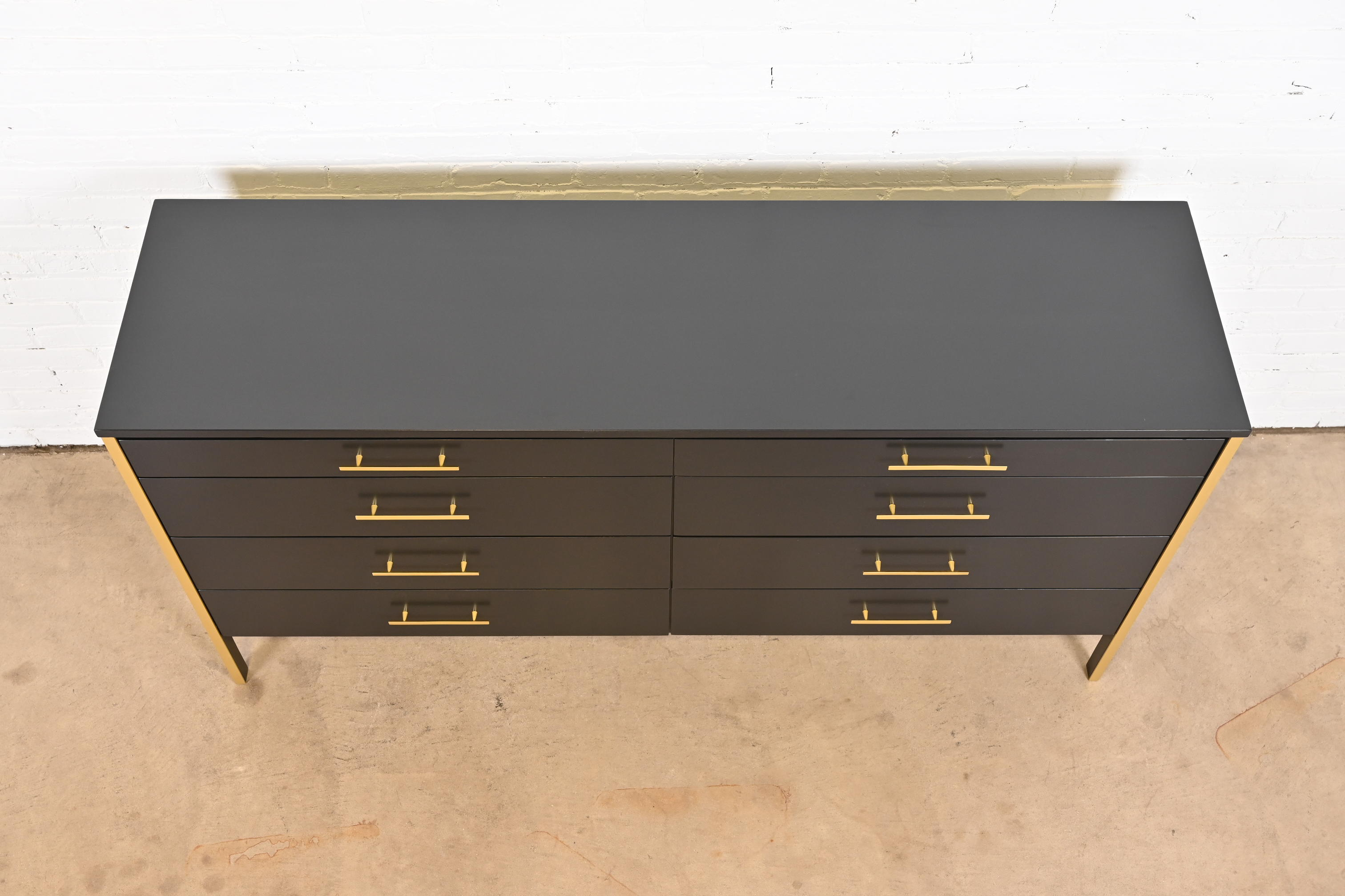 Paul McCobb Black Lacquer and Brass Dresser or Credenza, Newly Refinished - Image 10