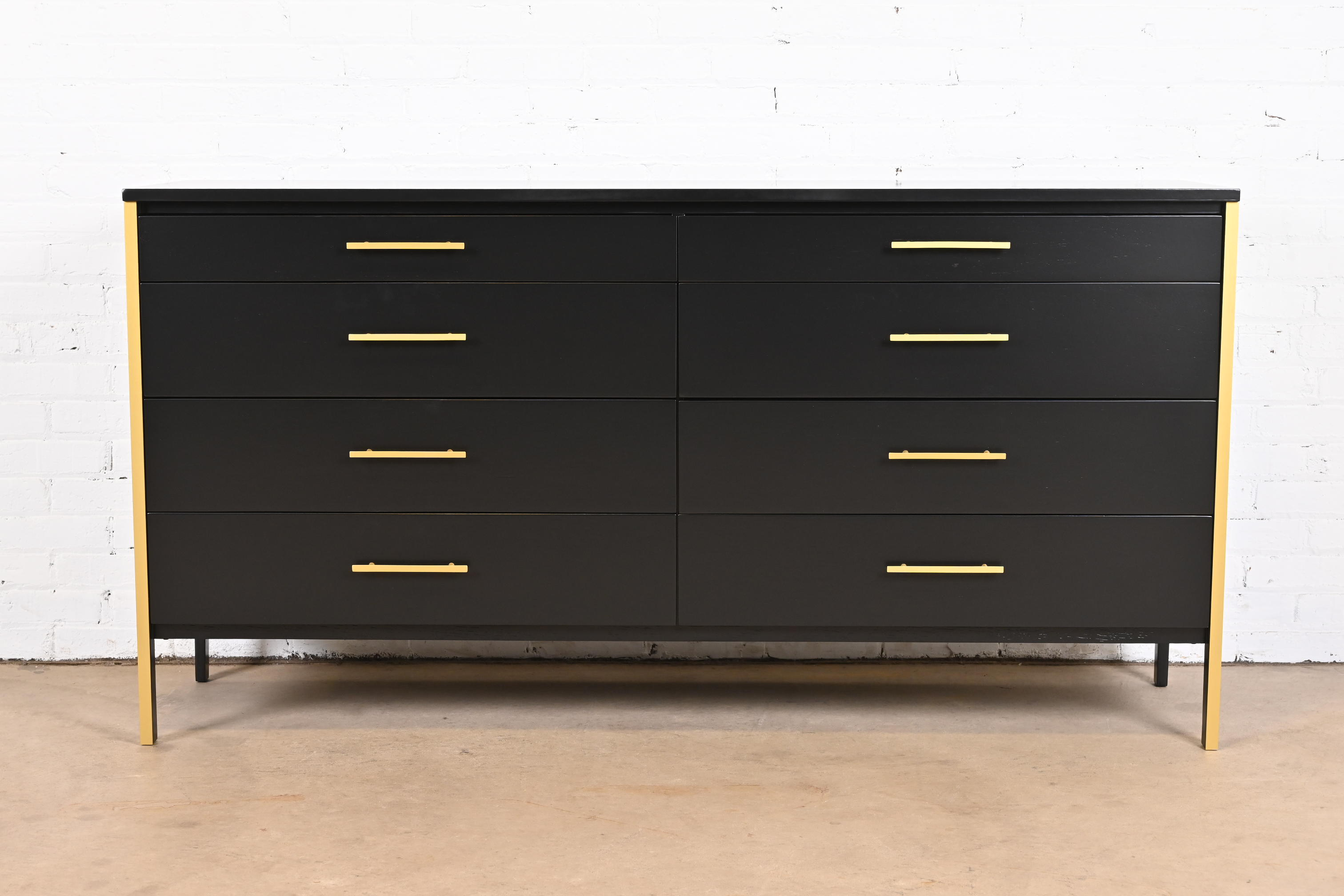 Paul McCobb Black Lacquer and Brass Dresser or Credenza, Newly Refinished - Image 4