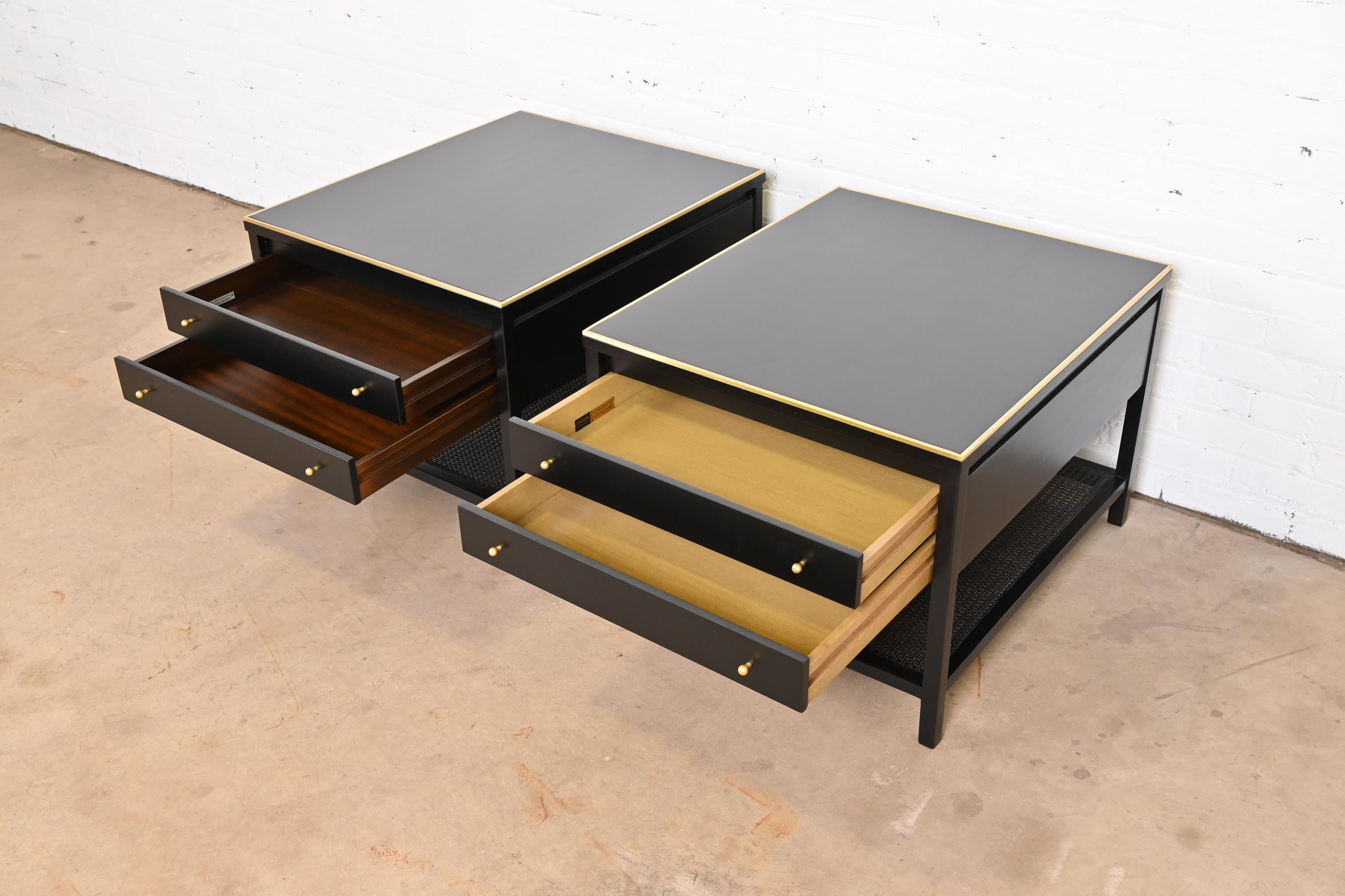 Paul McCobb Irwin Collection Black Lacquer and Brass End Tables or Nightstands, Newly Refinished - Image 8