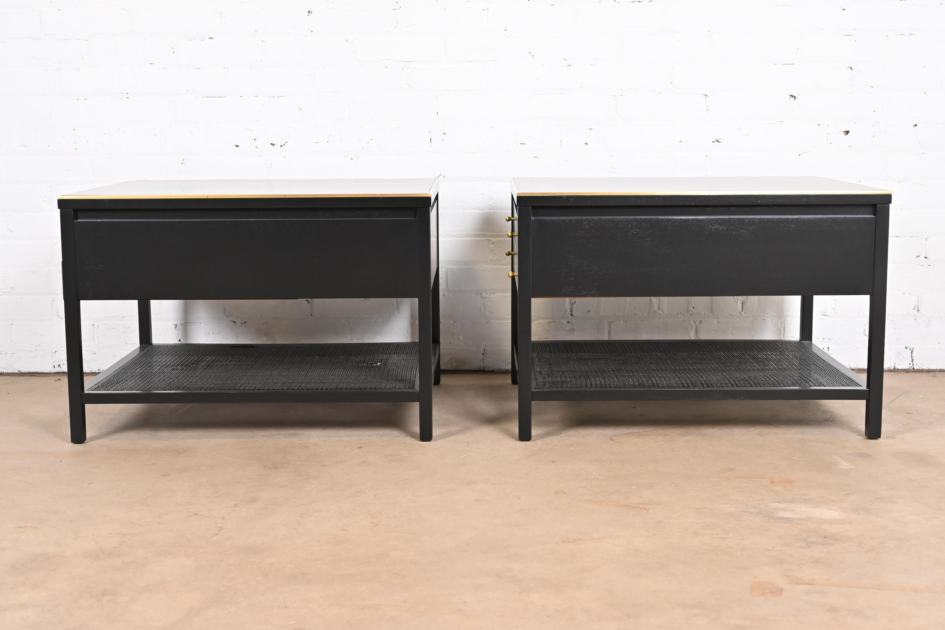 Paul McCobb Irwin Collection Black Lacquer and Brass End Tables or Nightstands, Newly Refinished - Image 10