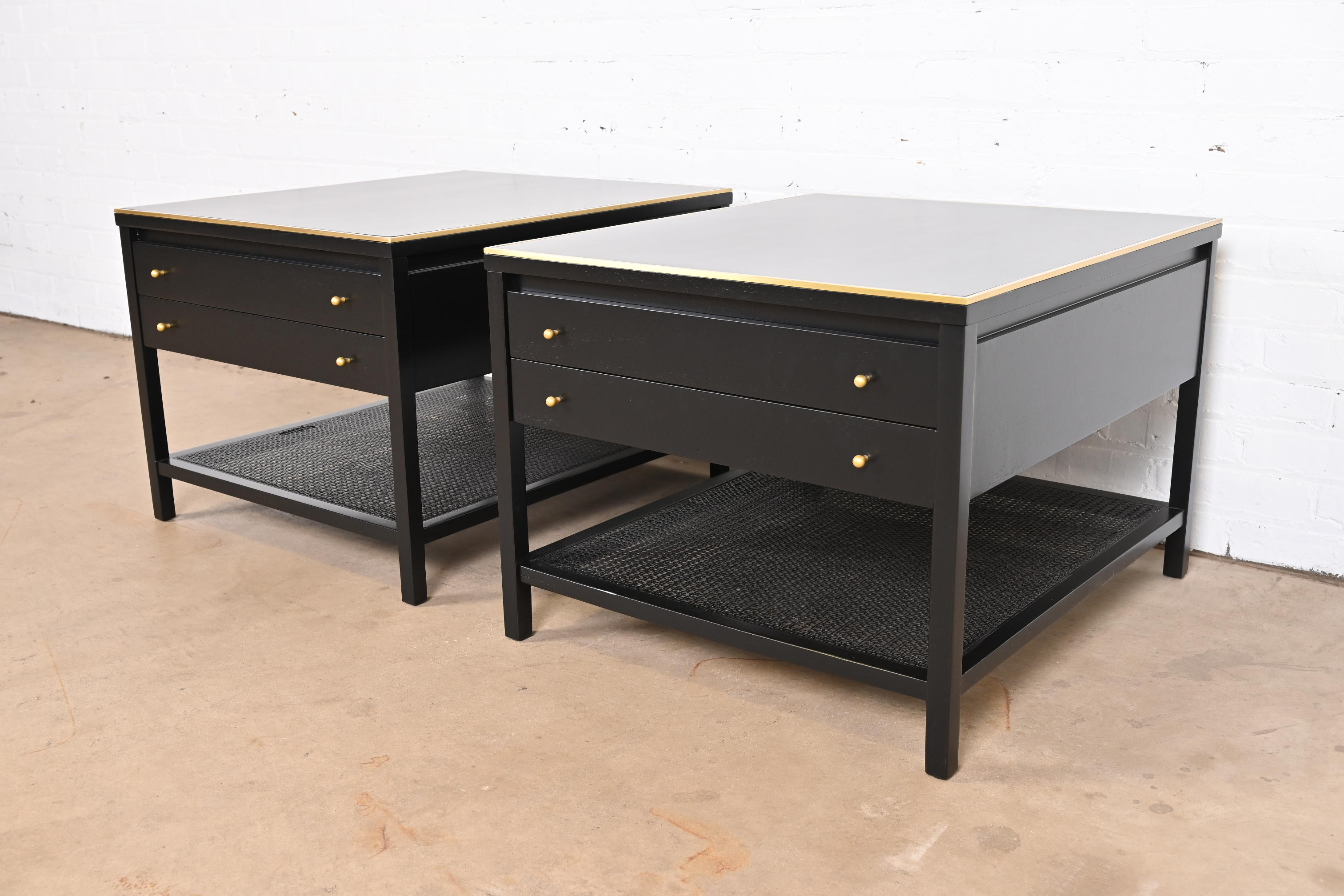 Paul McCobb Irwin Collection Black Lacquer and Brass End Tables or Nightstands, Newly Refinished - Image 4